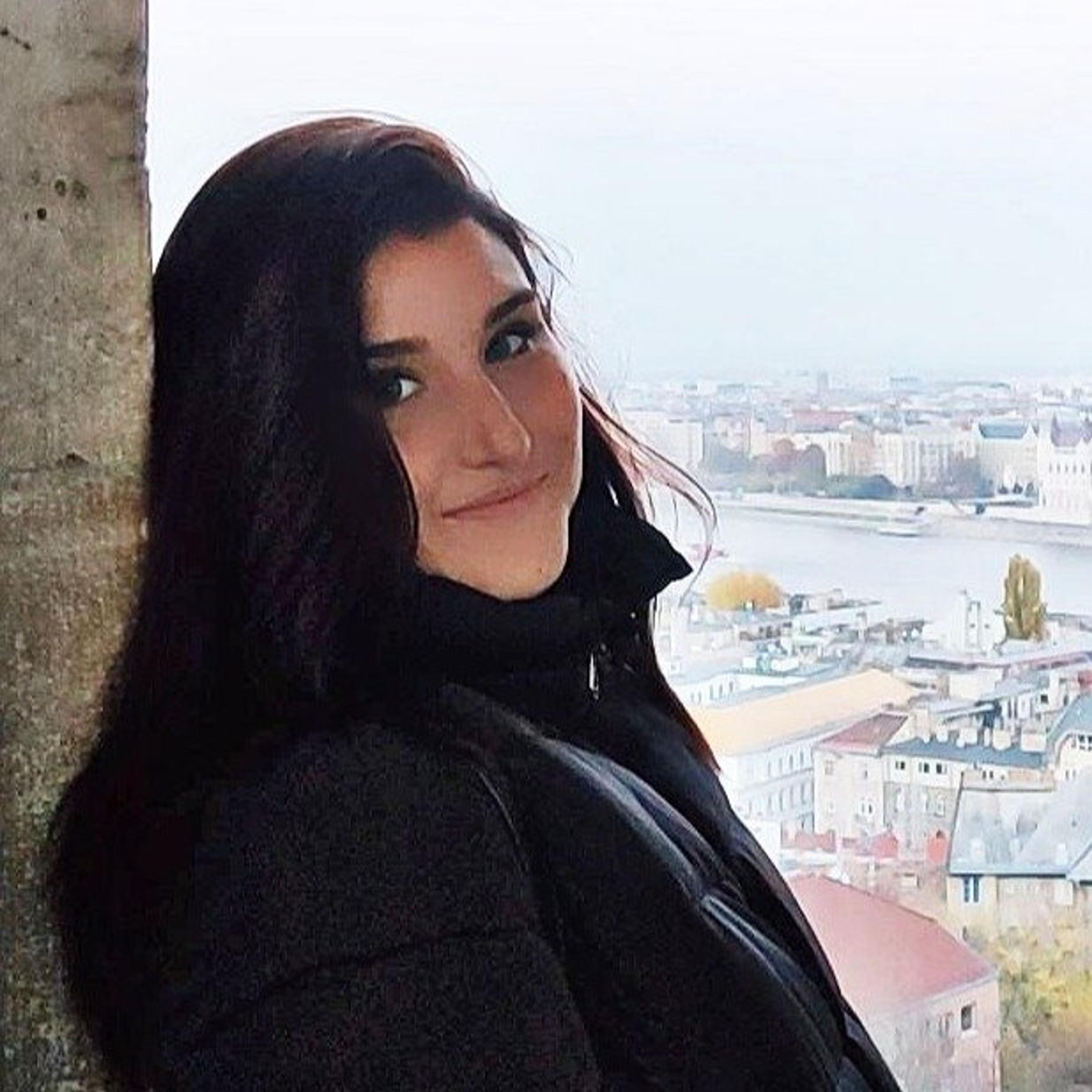 Aida Bondom