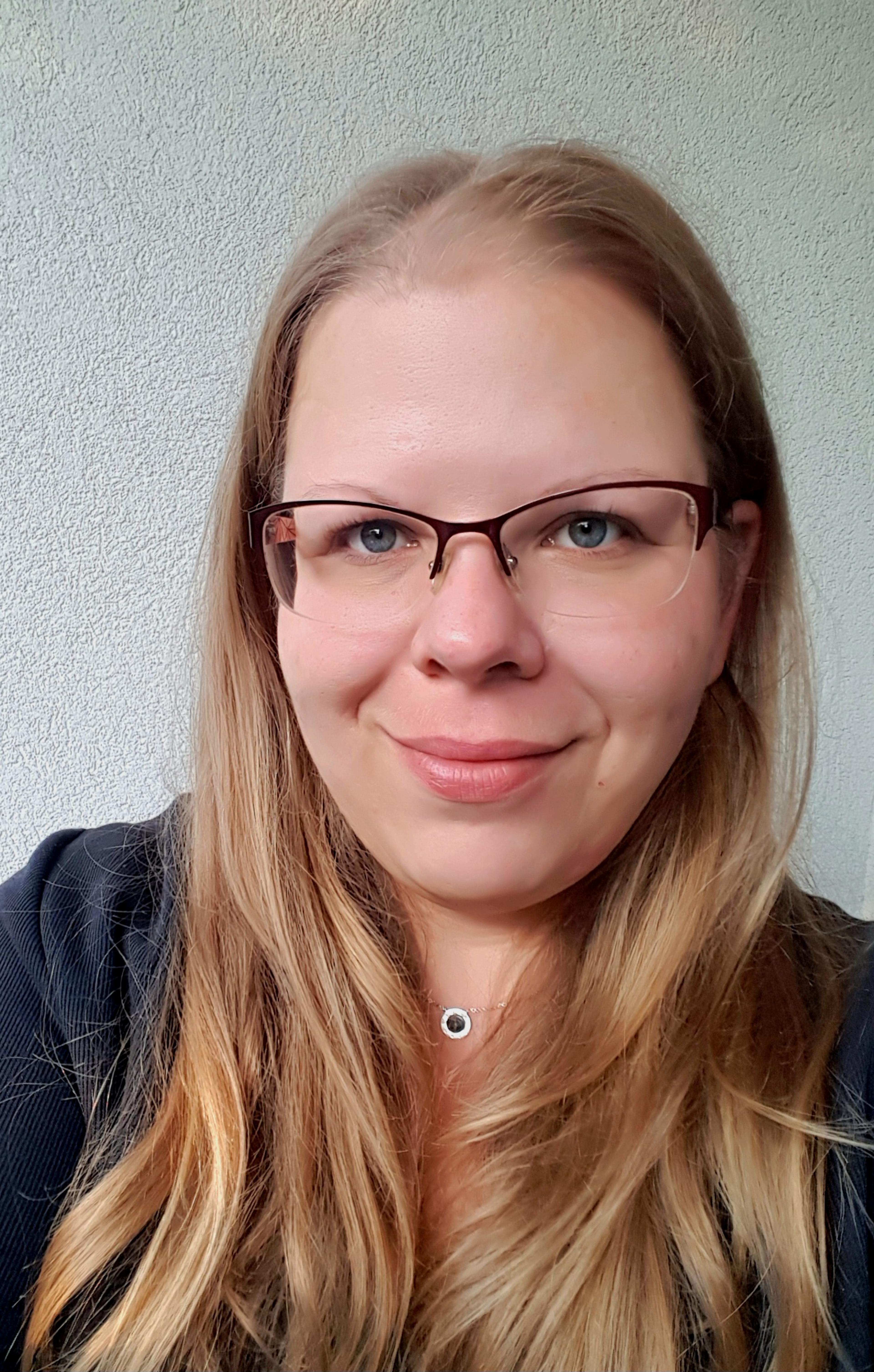Sabine Illes