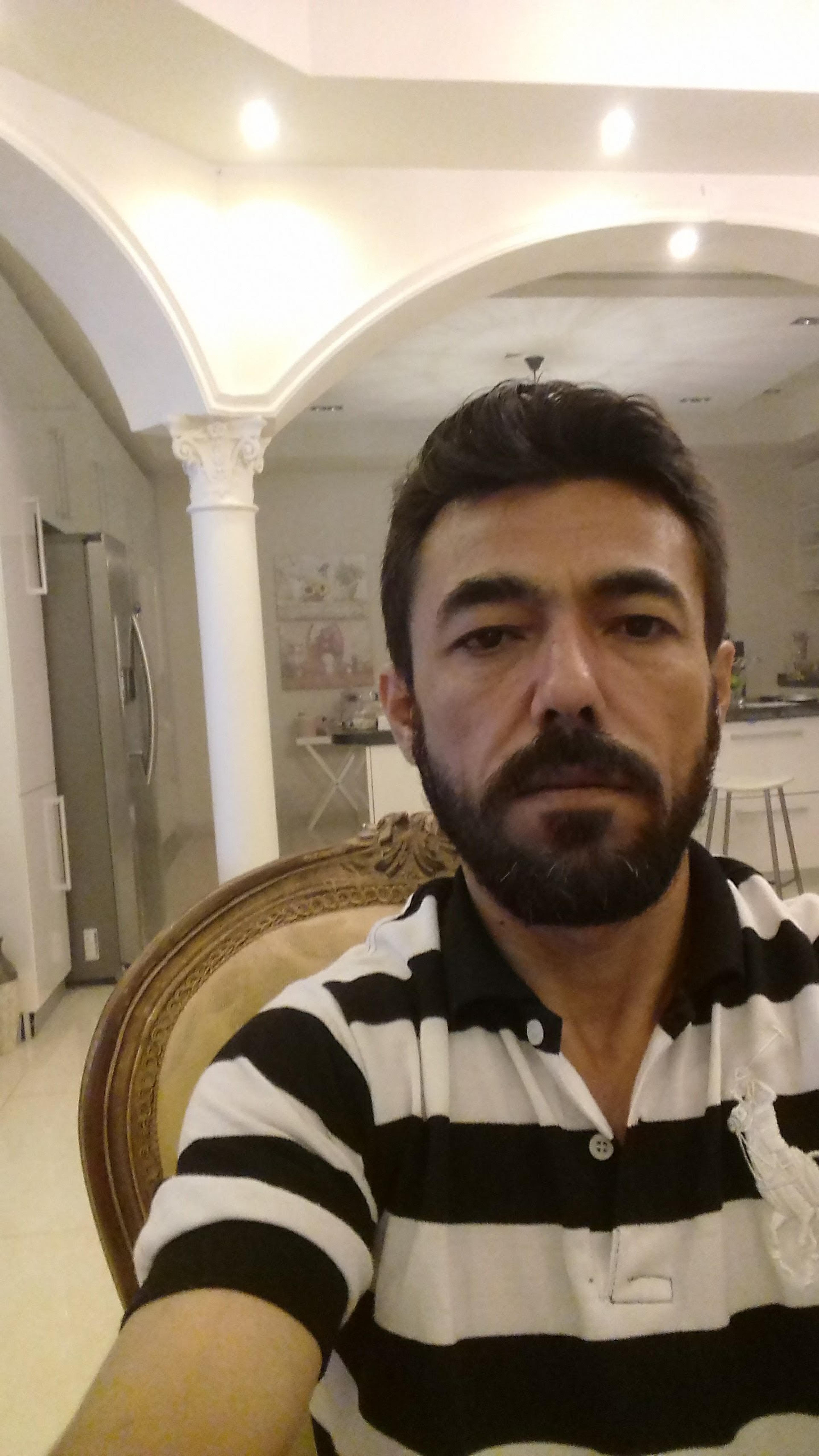 الفخامة