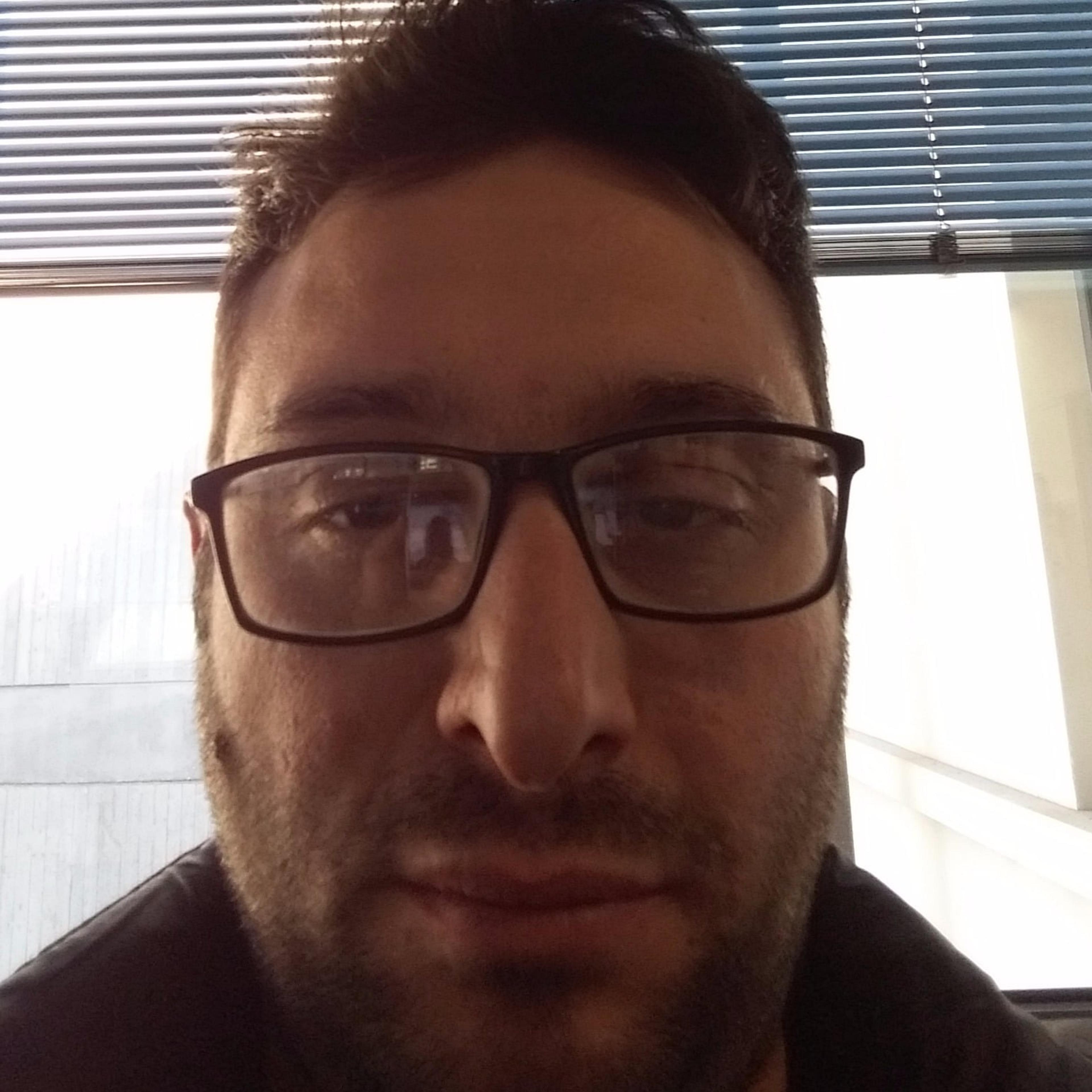 Piastrellista Iannotti Francesco