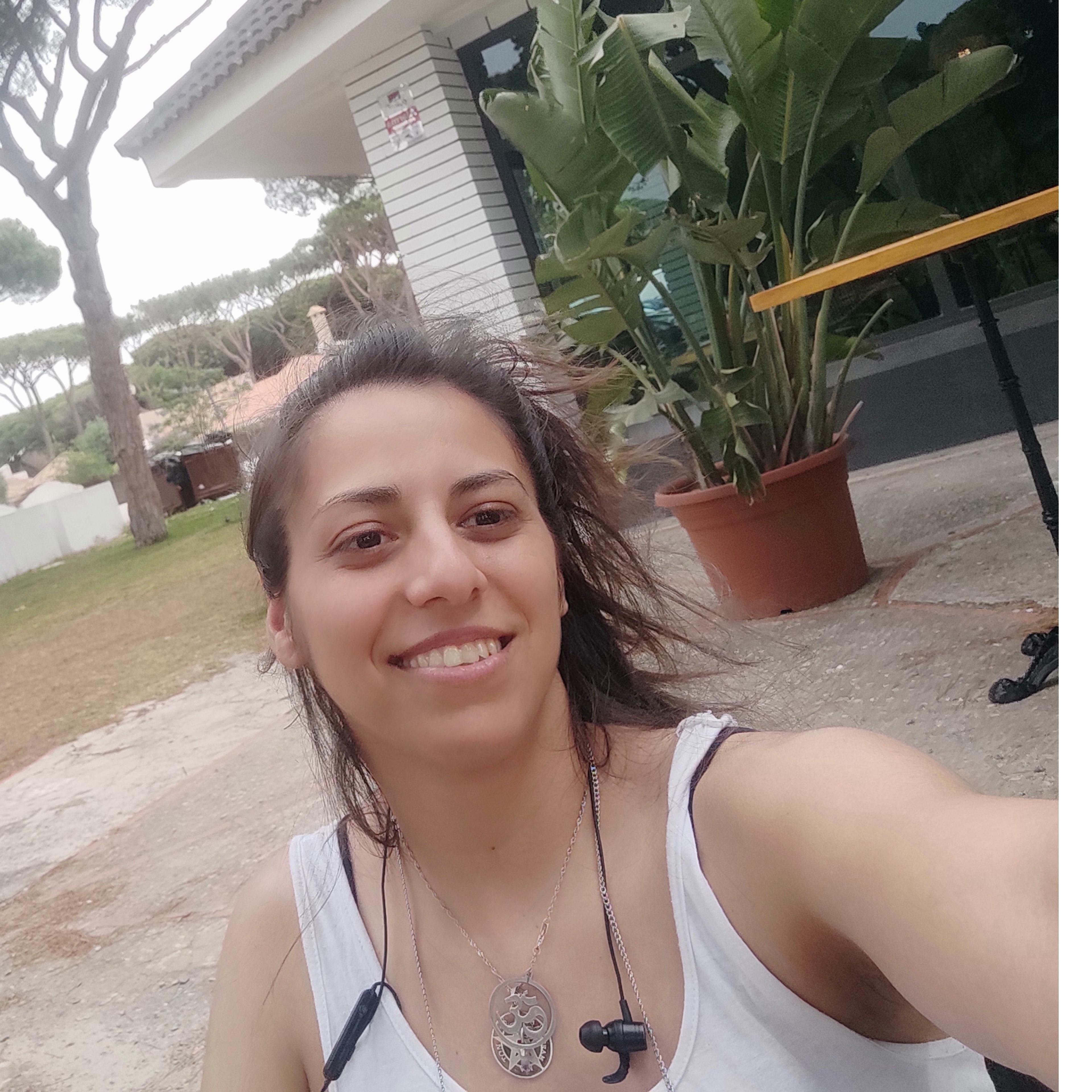 Lucia Baz
