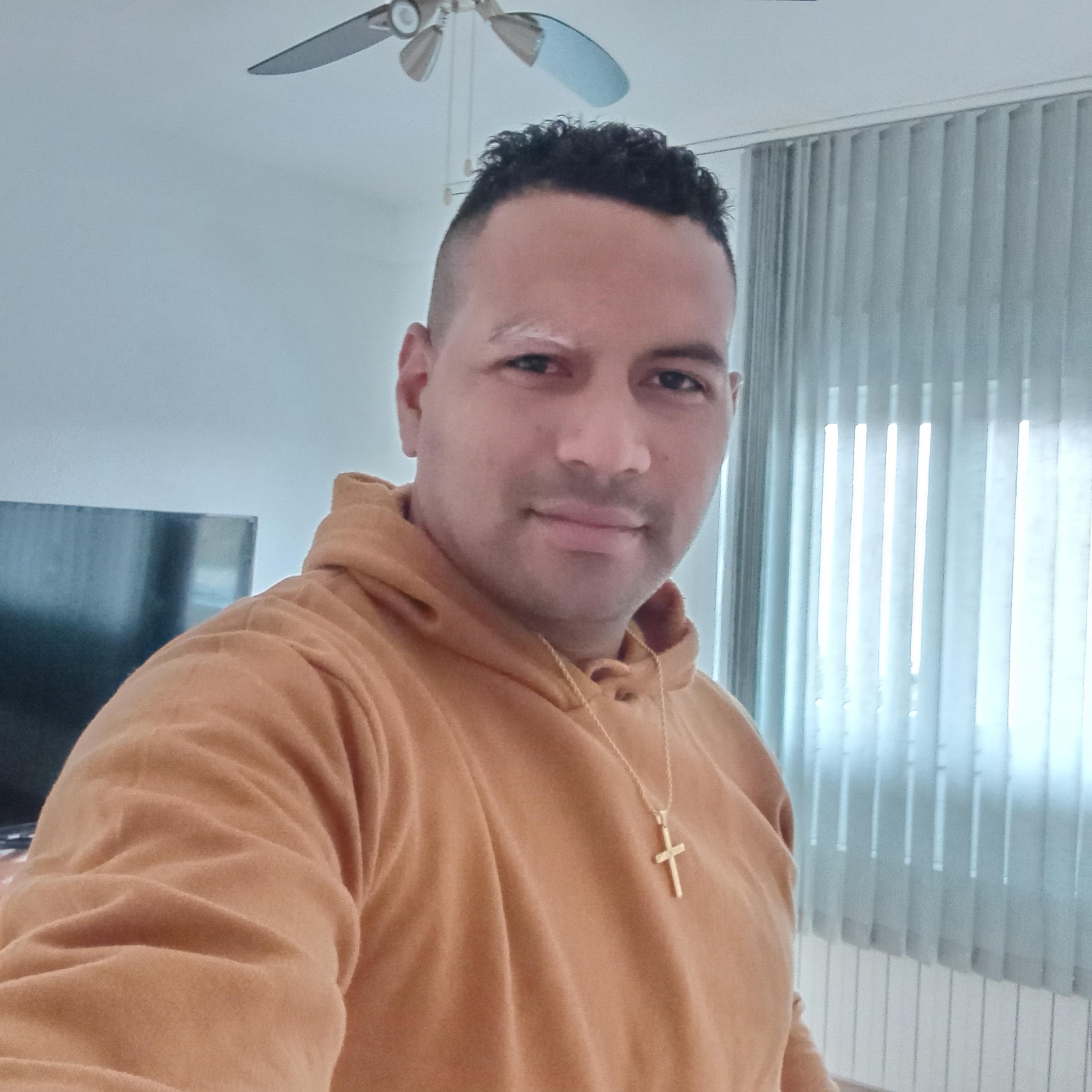 Carlos Manuel Becerra