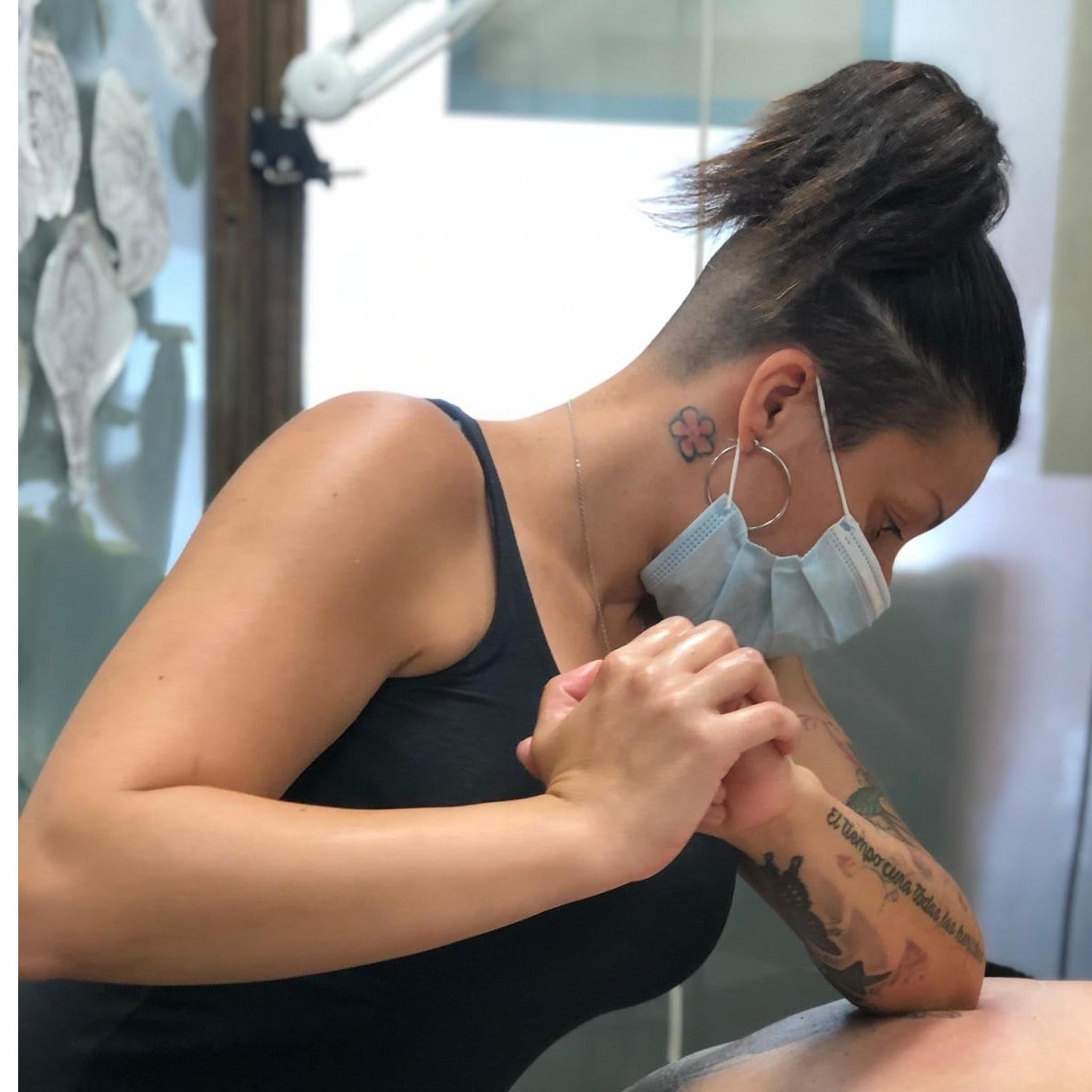 Massaggiatore Sportivo Anticellulite Ginnastica Posturale Massoterapia Cervicale Linfodrenaggio Vod