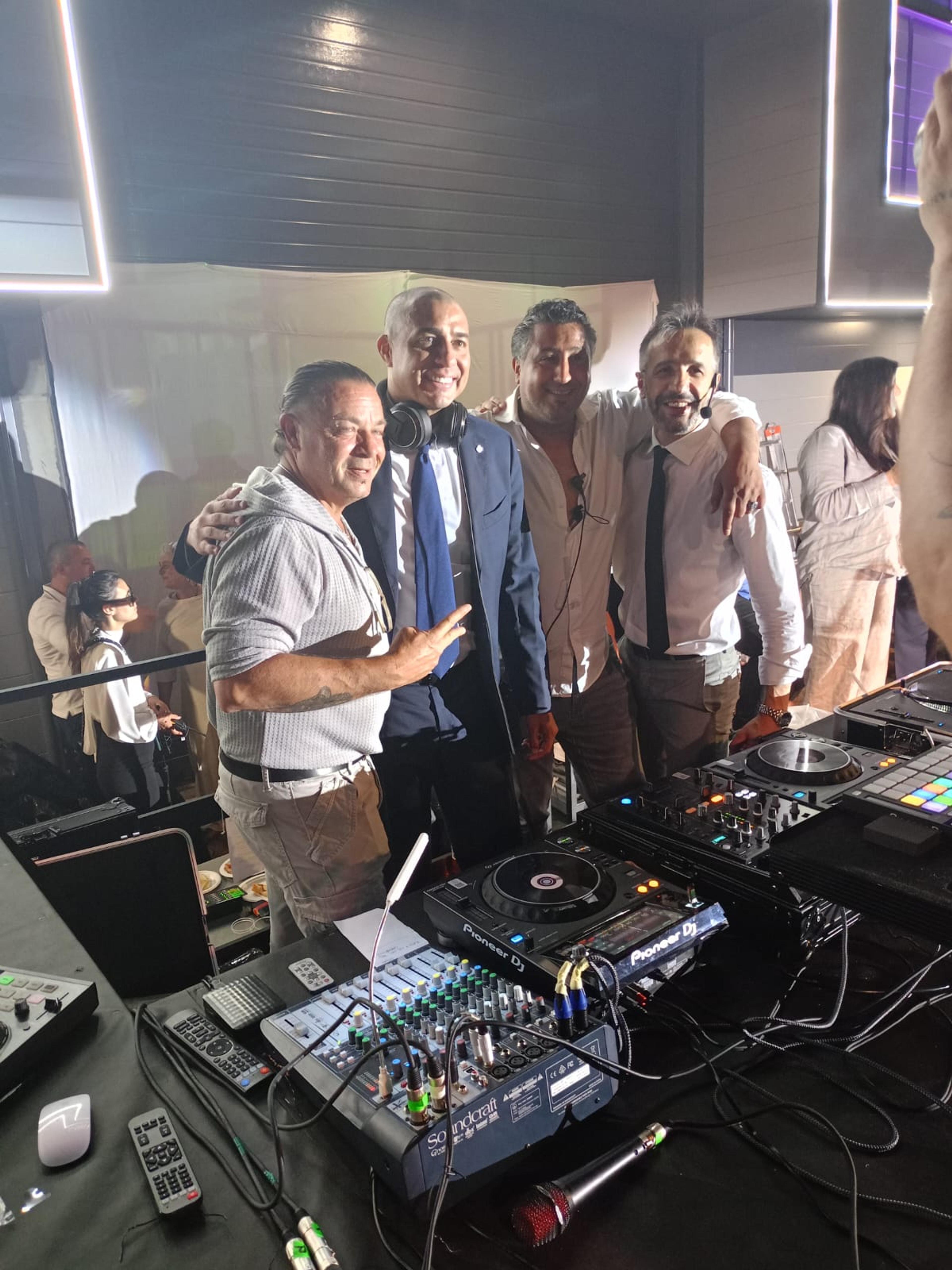 EM Event dj set karaoke show