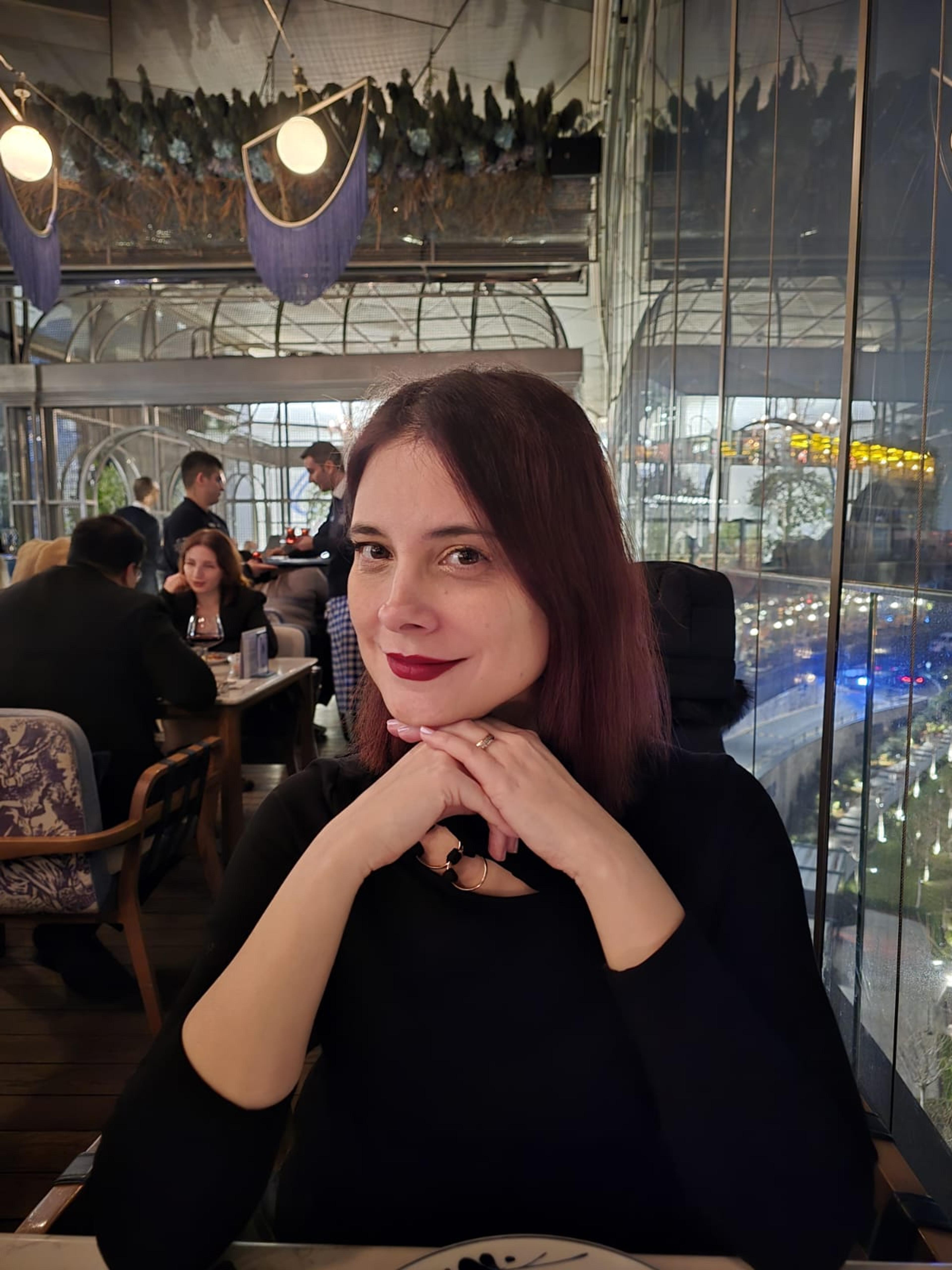 Yasemin Müge Moore