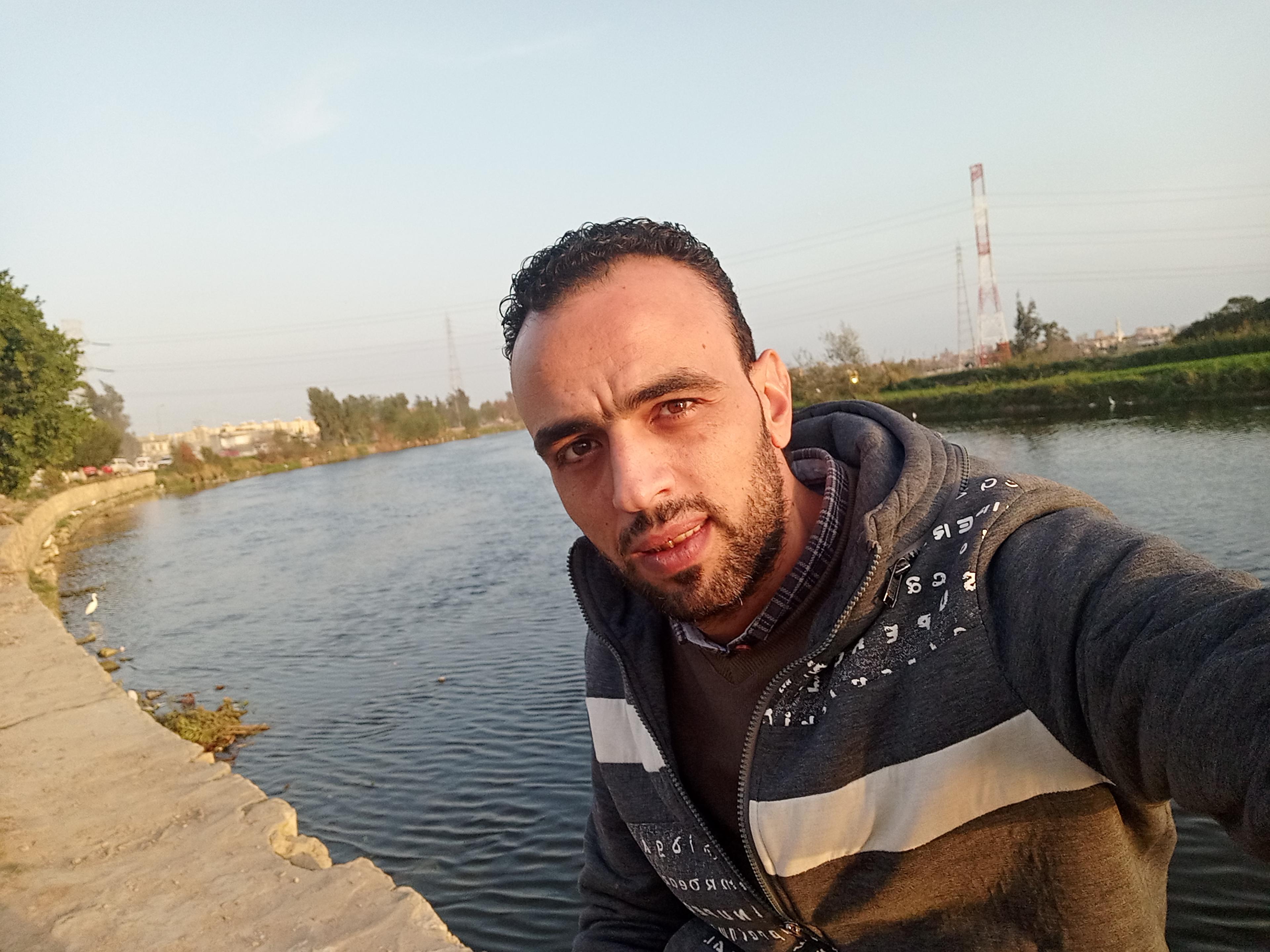 محمود زهير