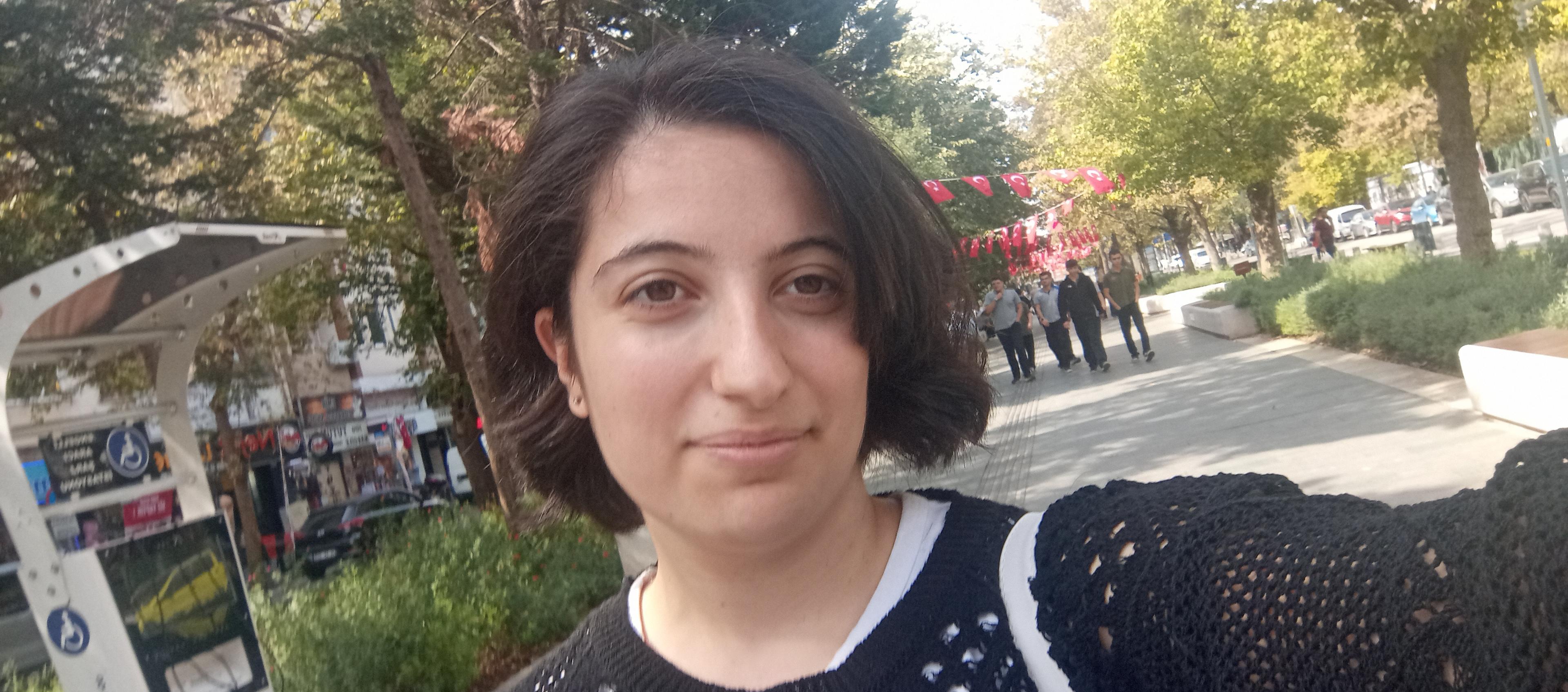Nesli Savsin