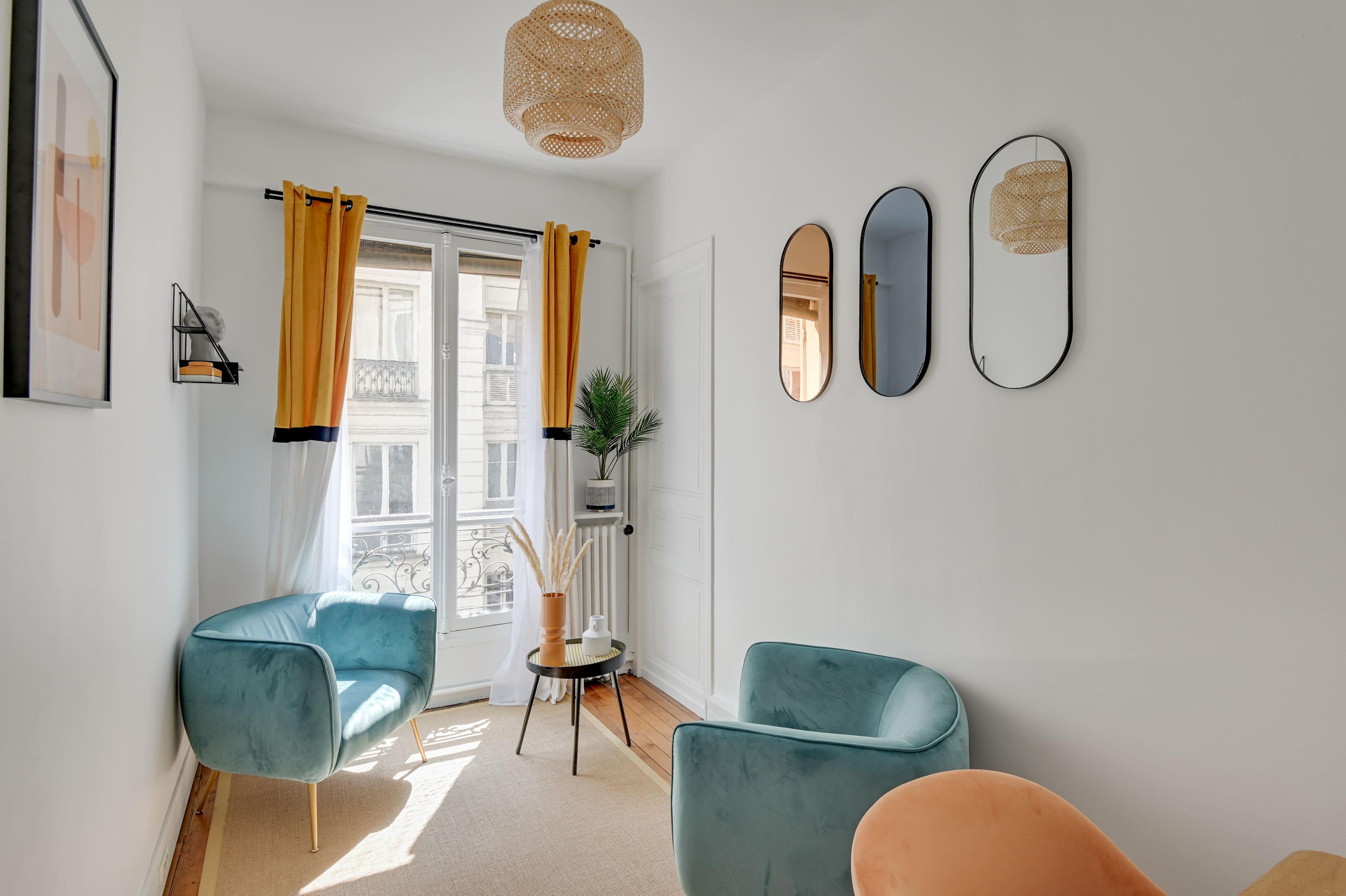 illan Berthier  31 rue de chazelles 75017 Paris