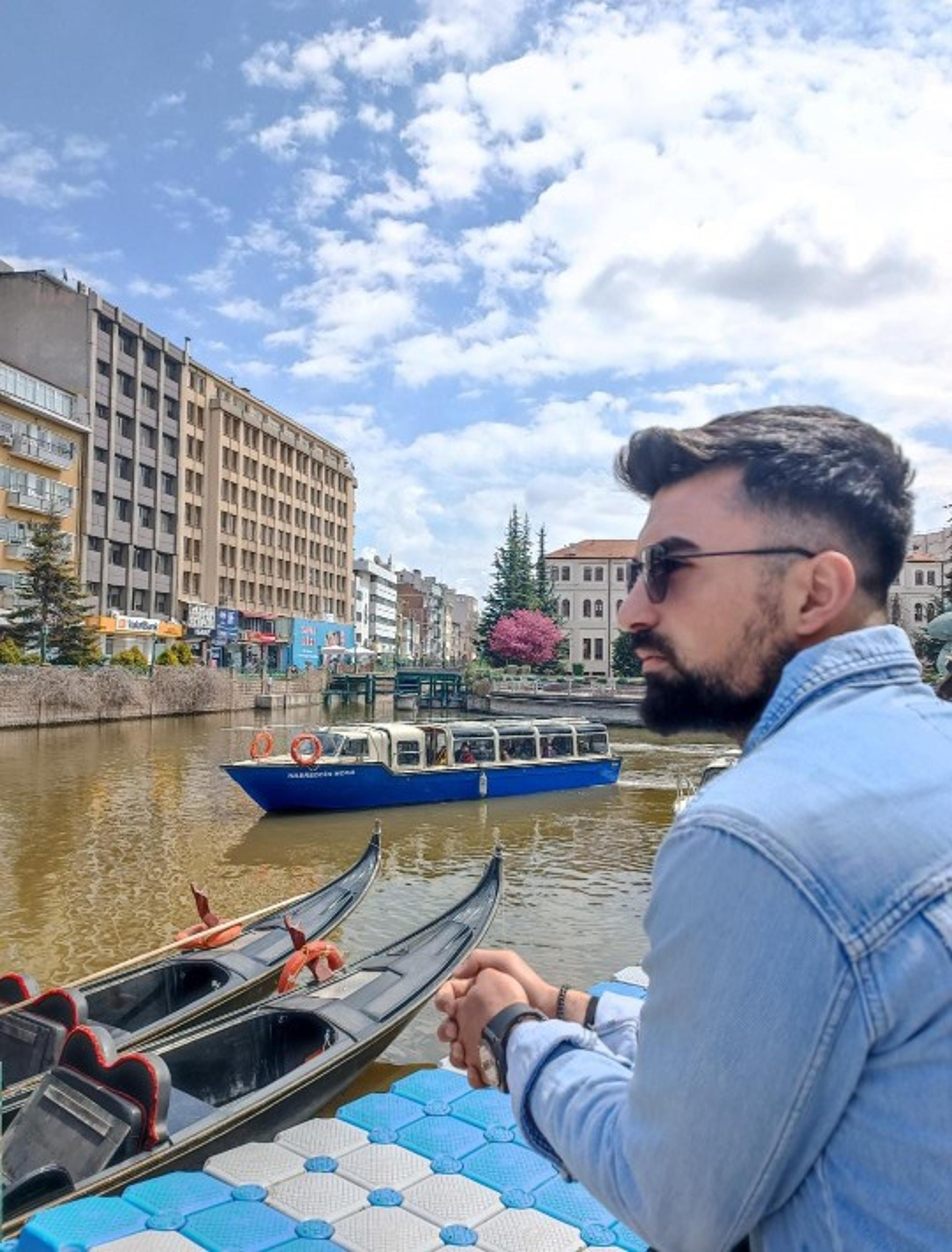 Rojhat İlhan