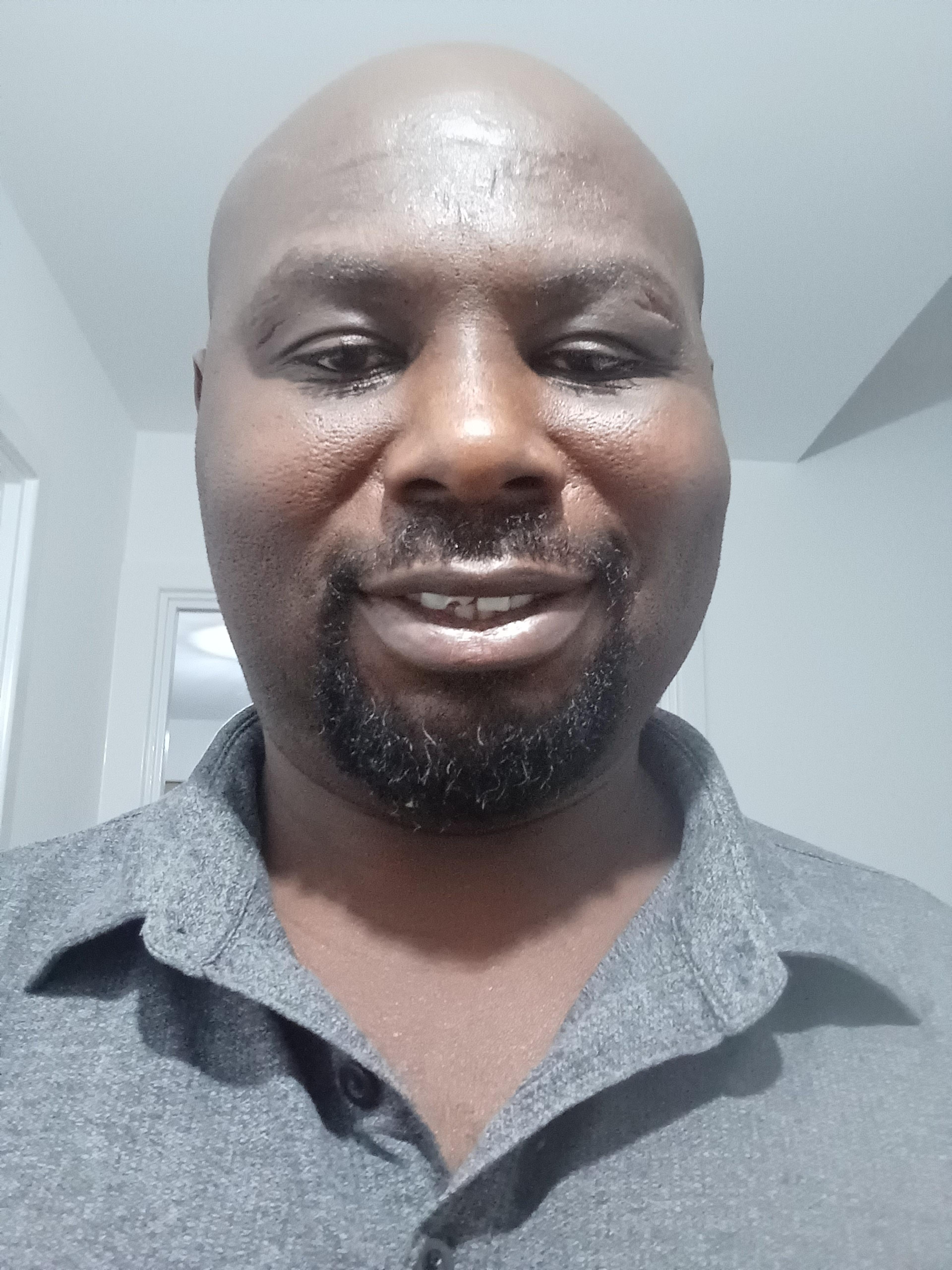 Davis Ebuzoeme