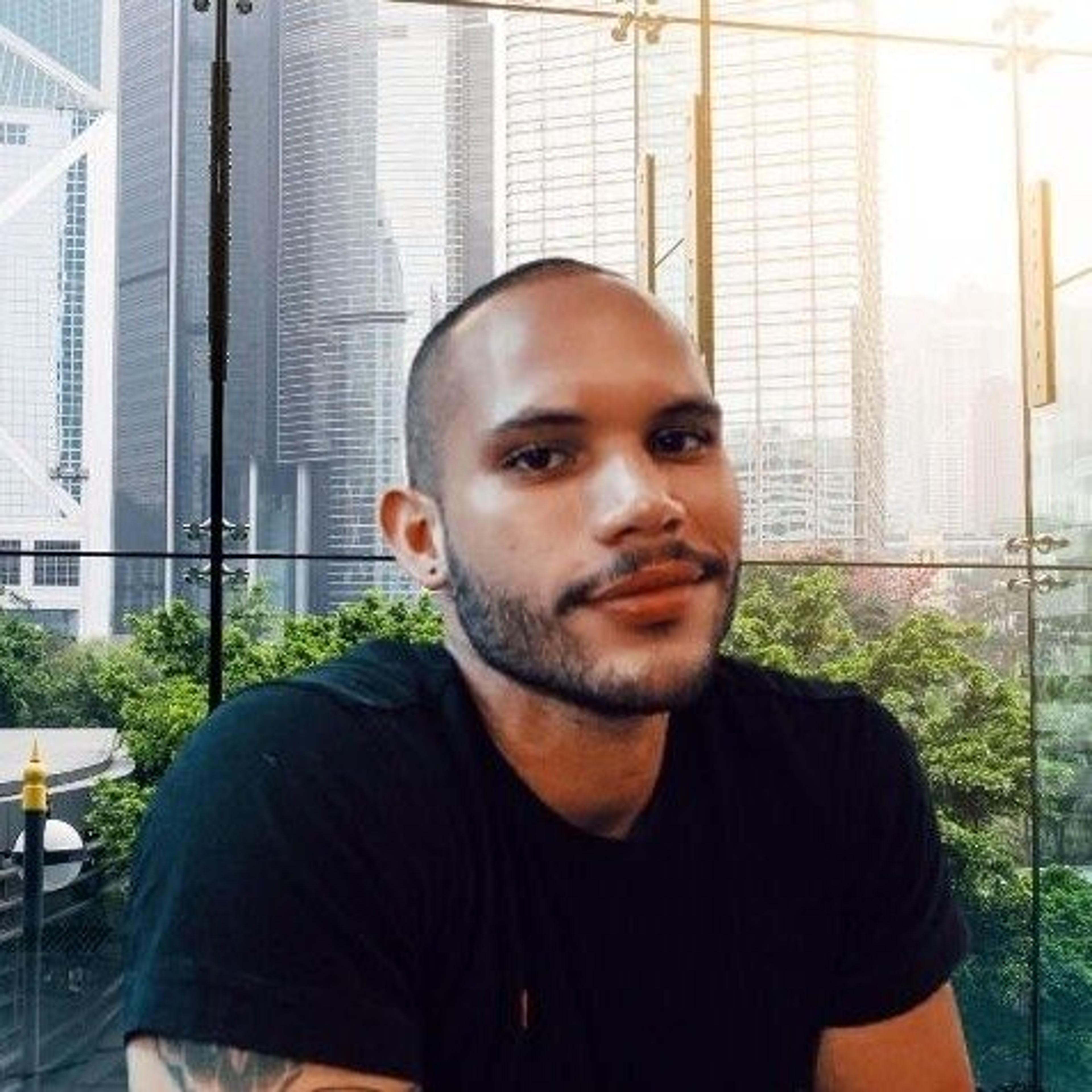 CARLOS NUñEZ