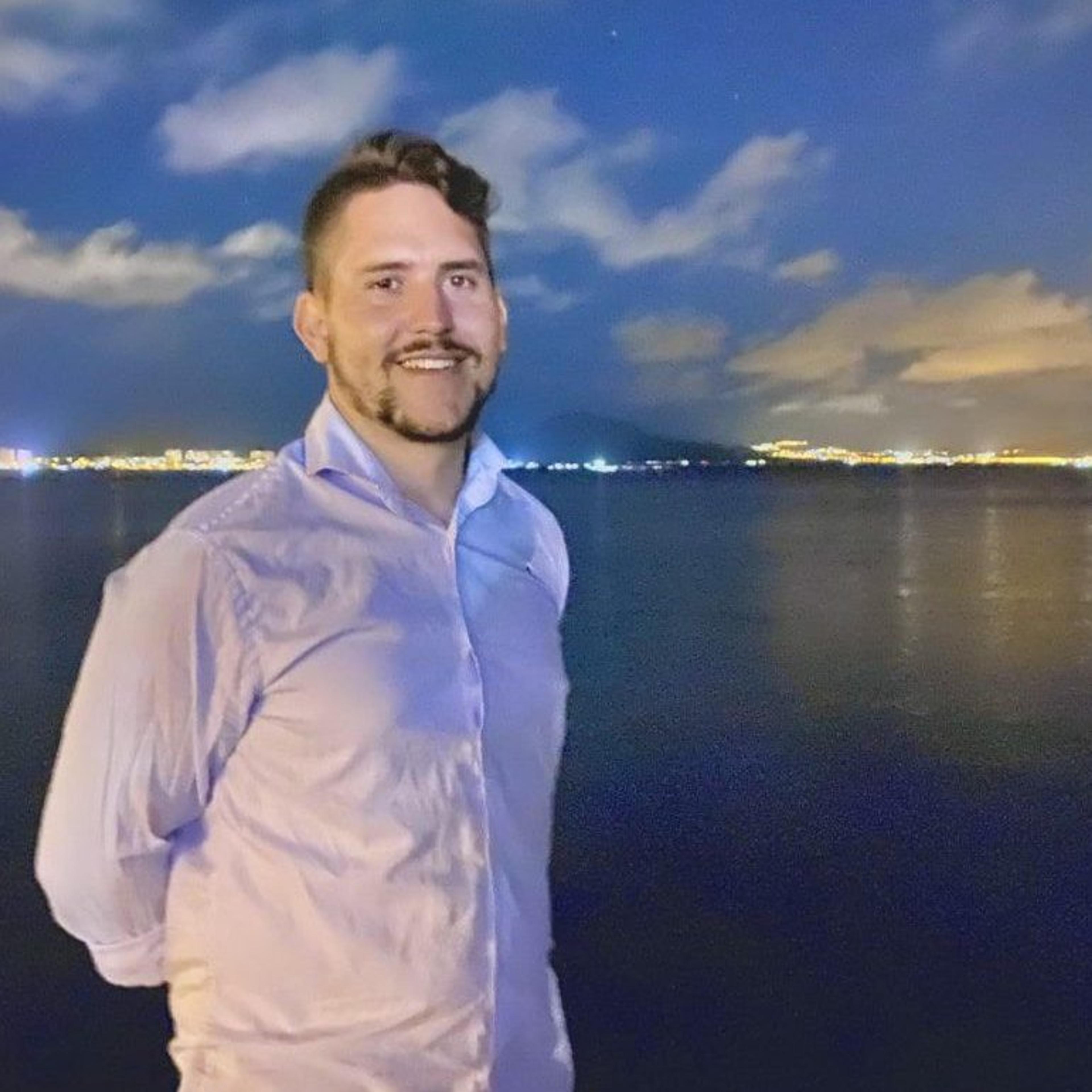 Iván Gabriel Quesada Domingo