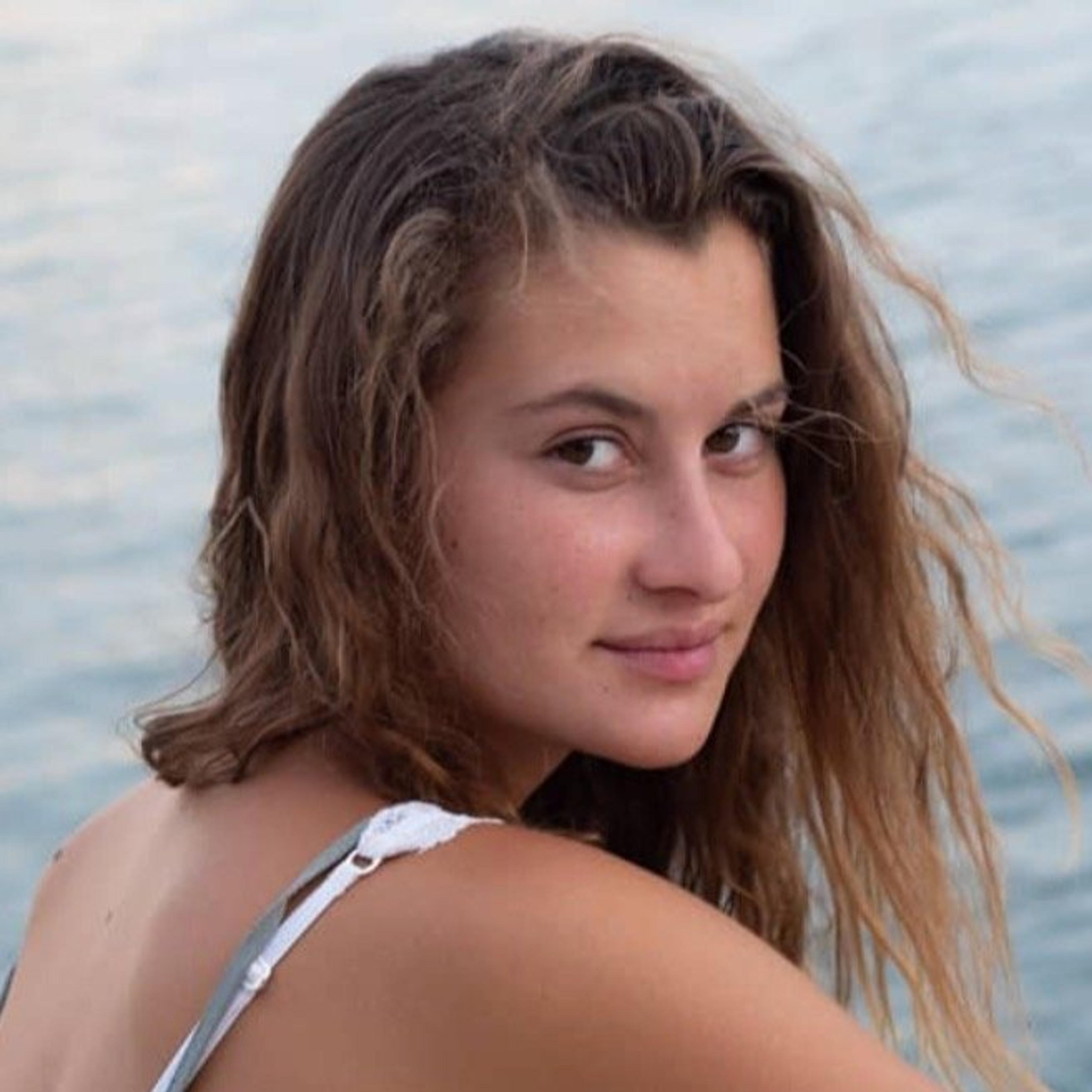 Karina Sala Tarrida Del Mármol