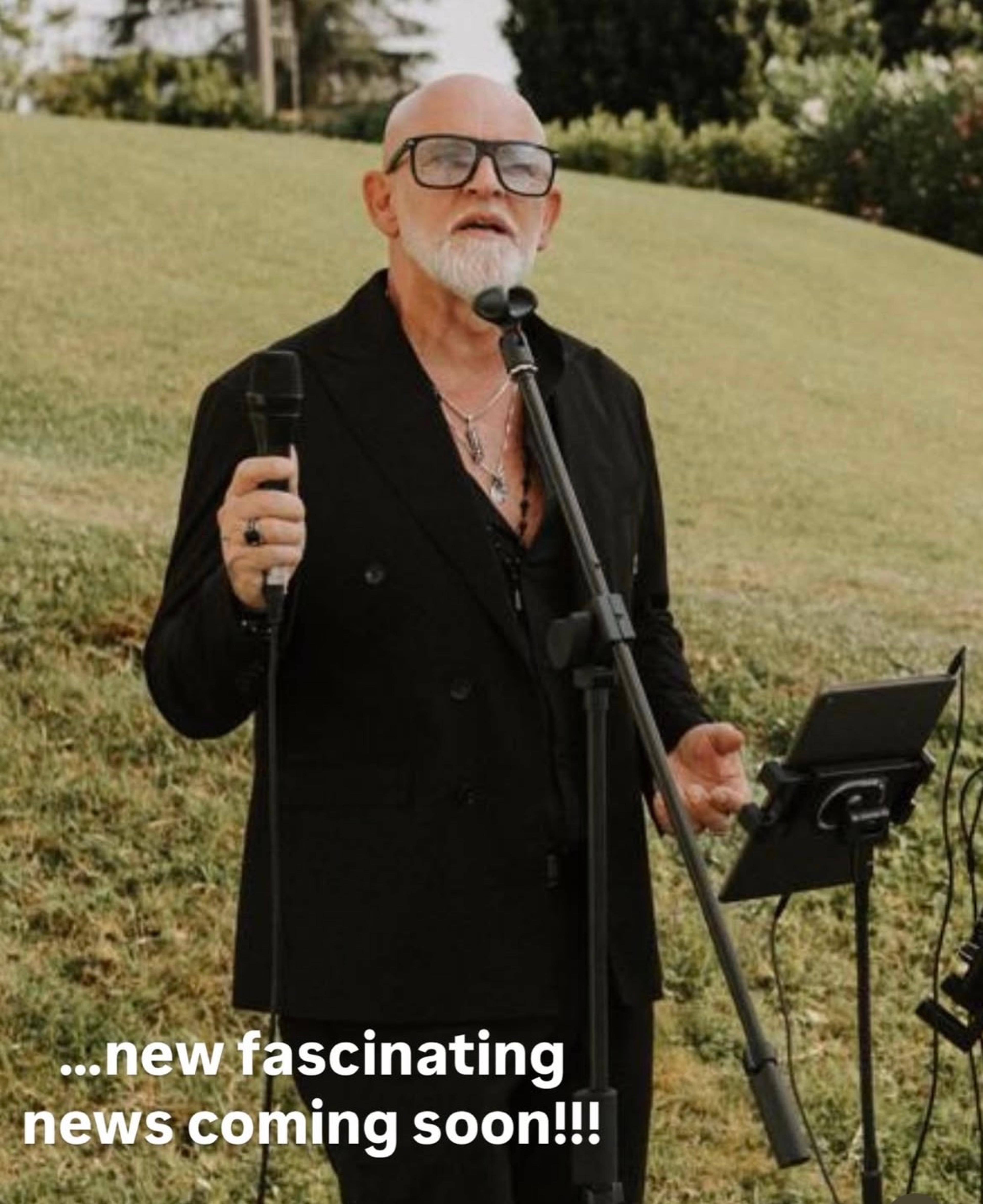 Black and White music for events