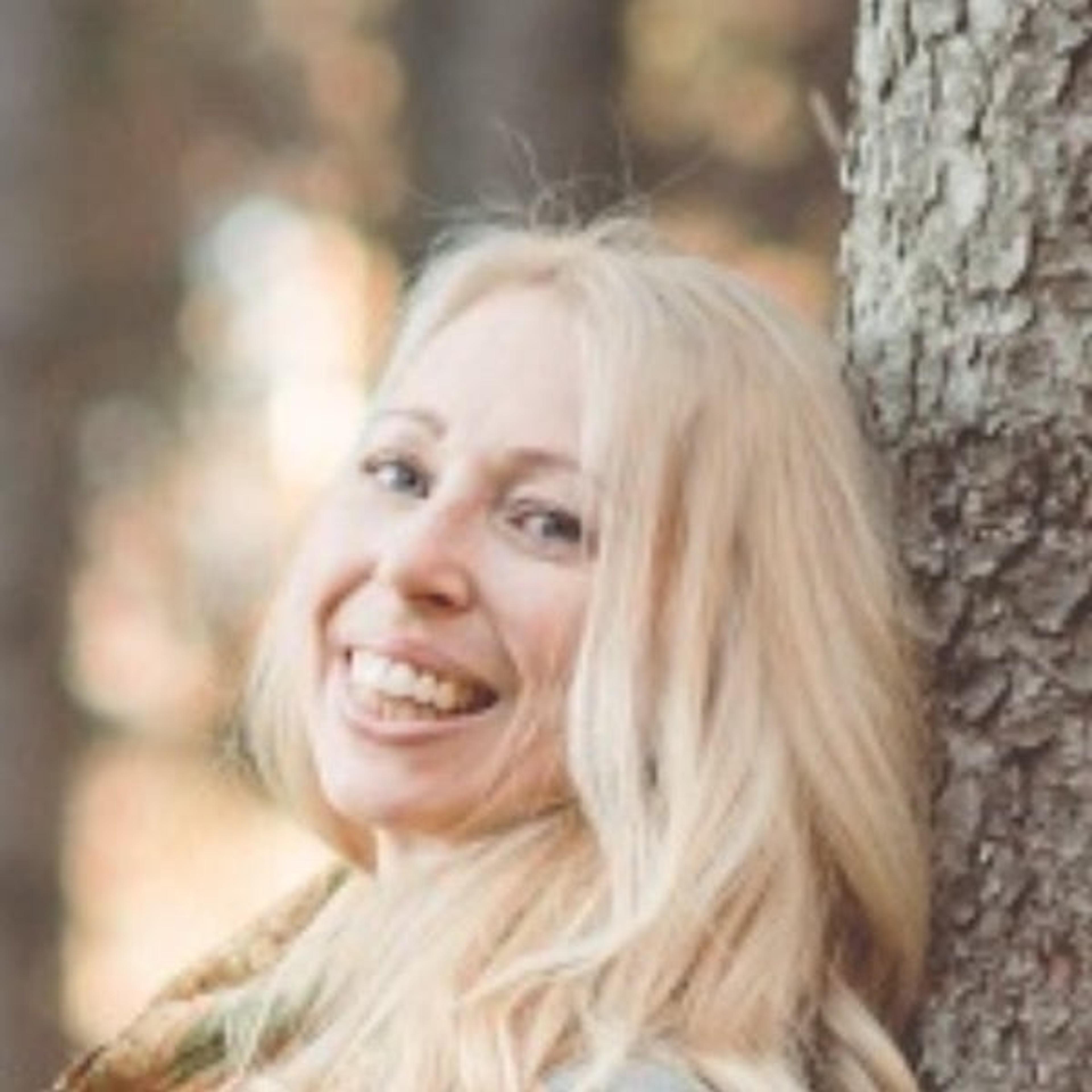 Bettina Gross