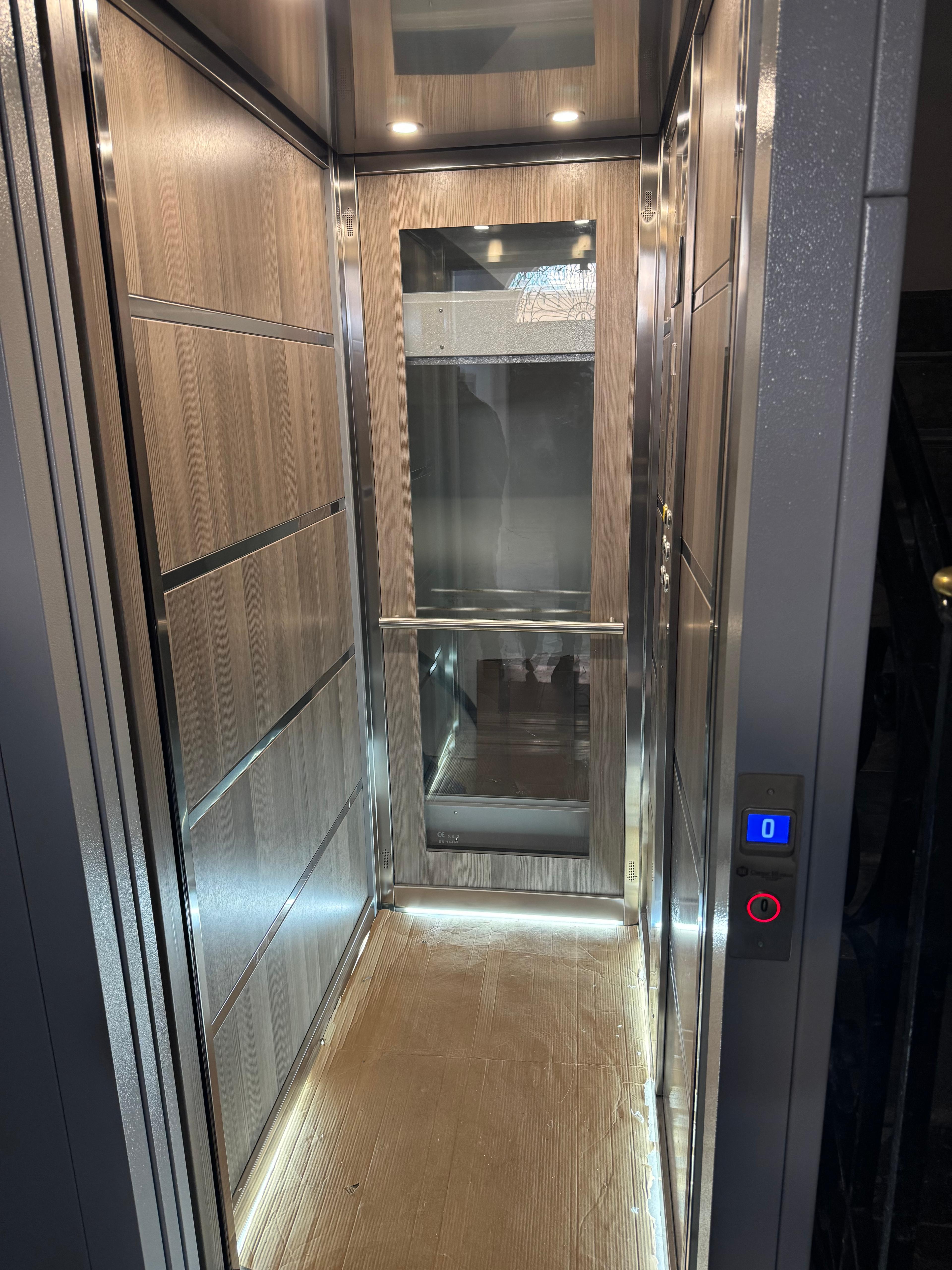 Futura lift 2 snc