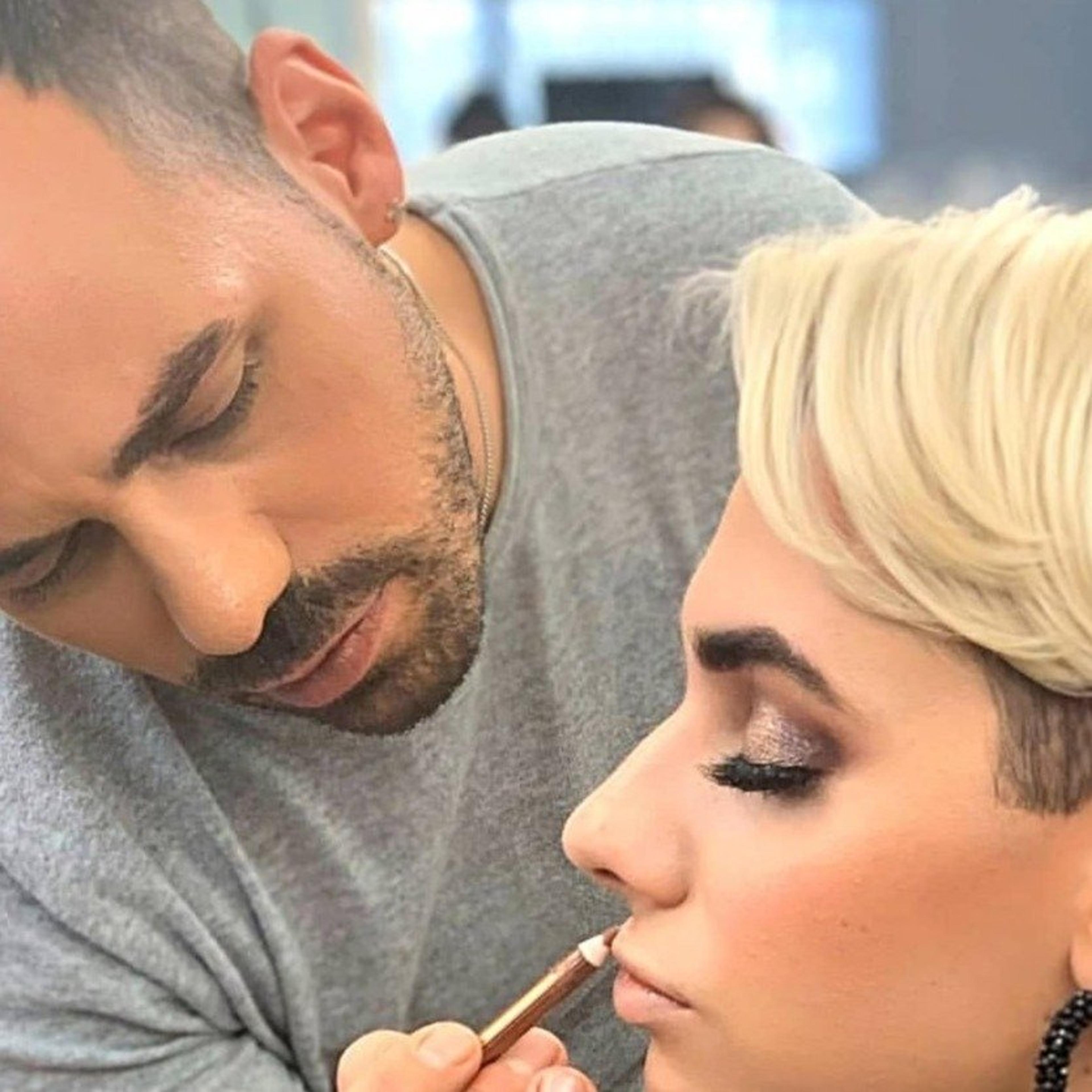 VYMAKEUP