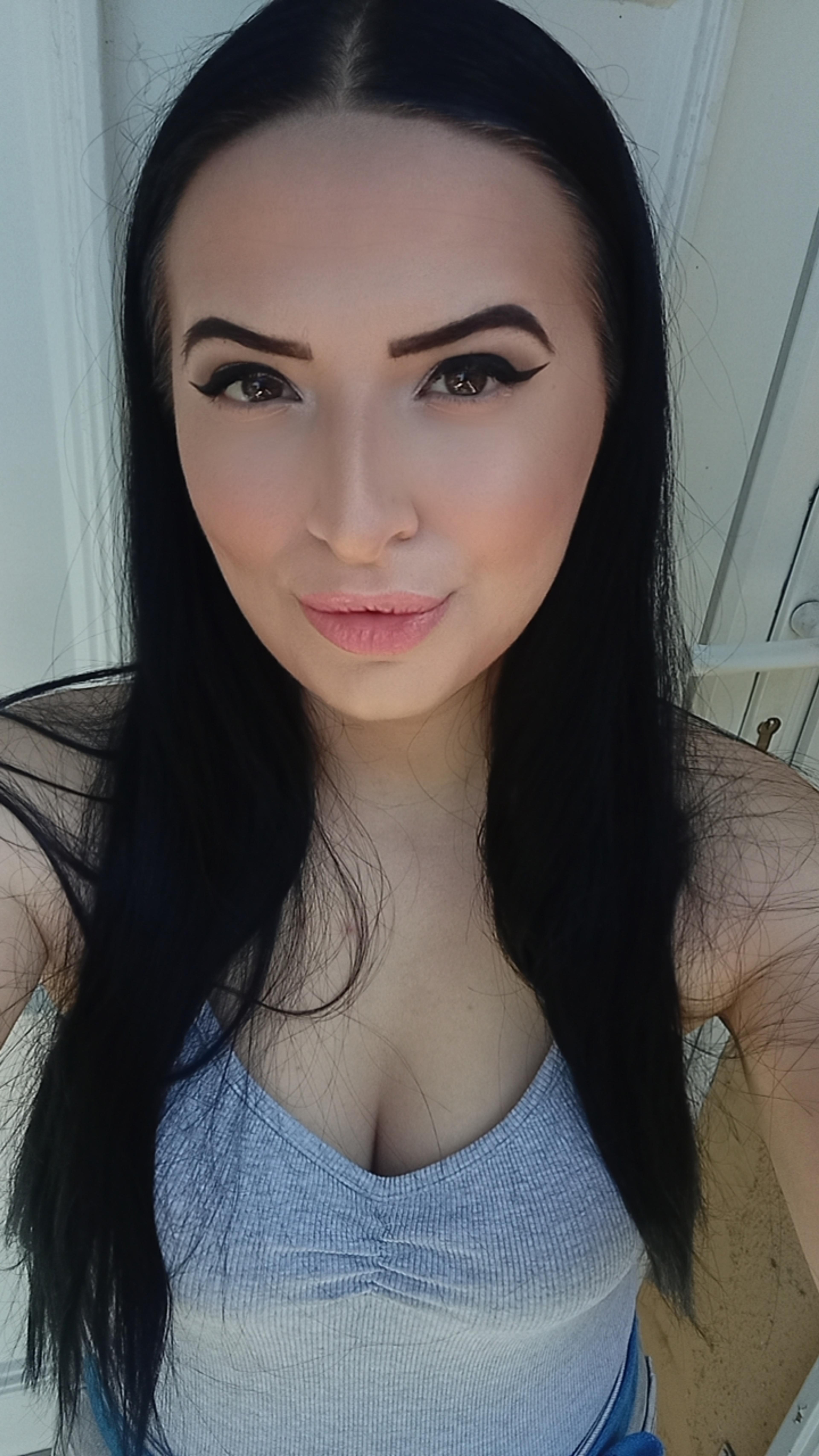 Anett Vég