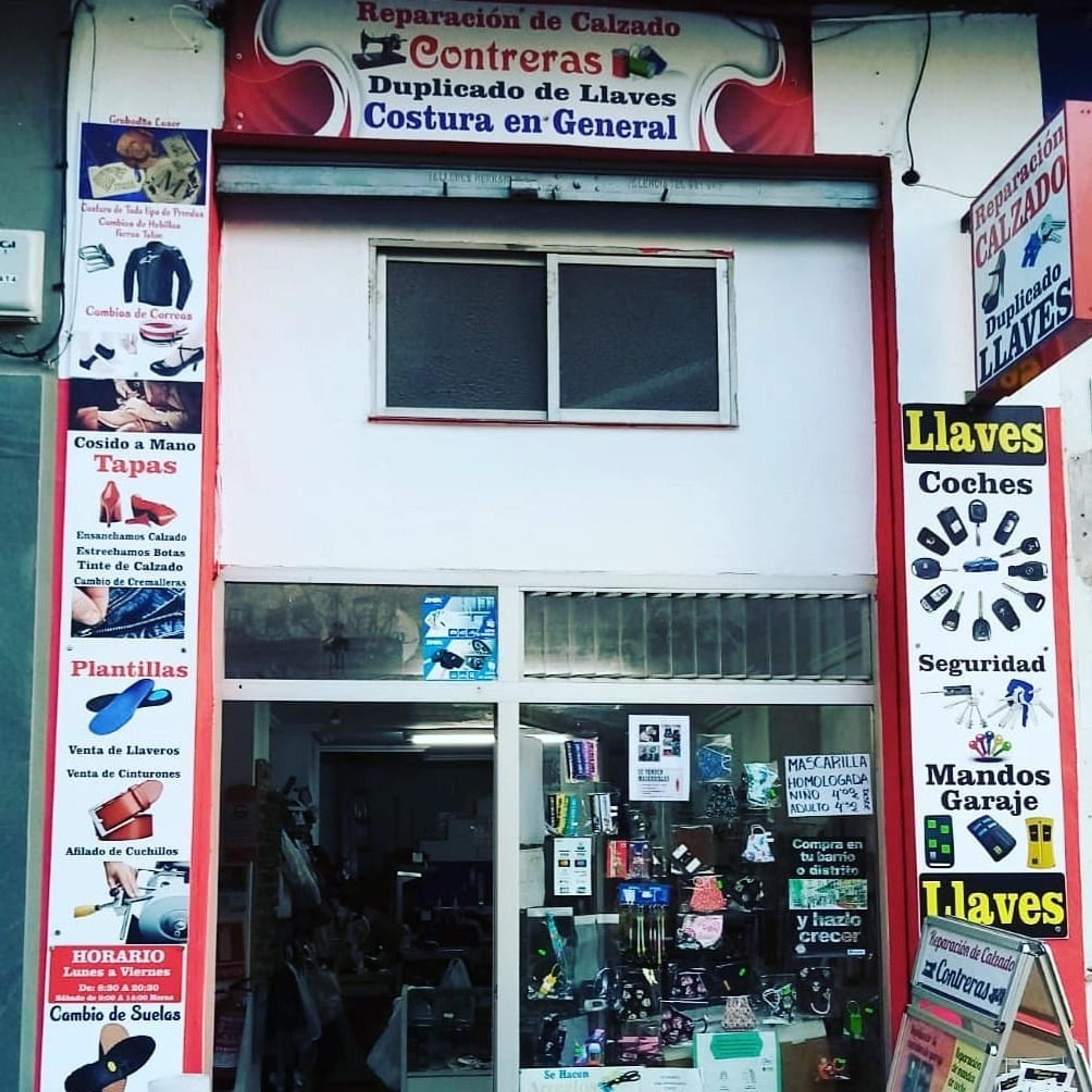 Reparación de calzado y Duplicado de llaves CONTRERAS
