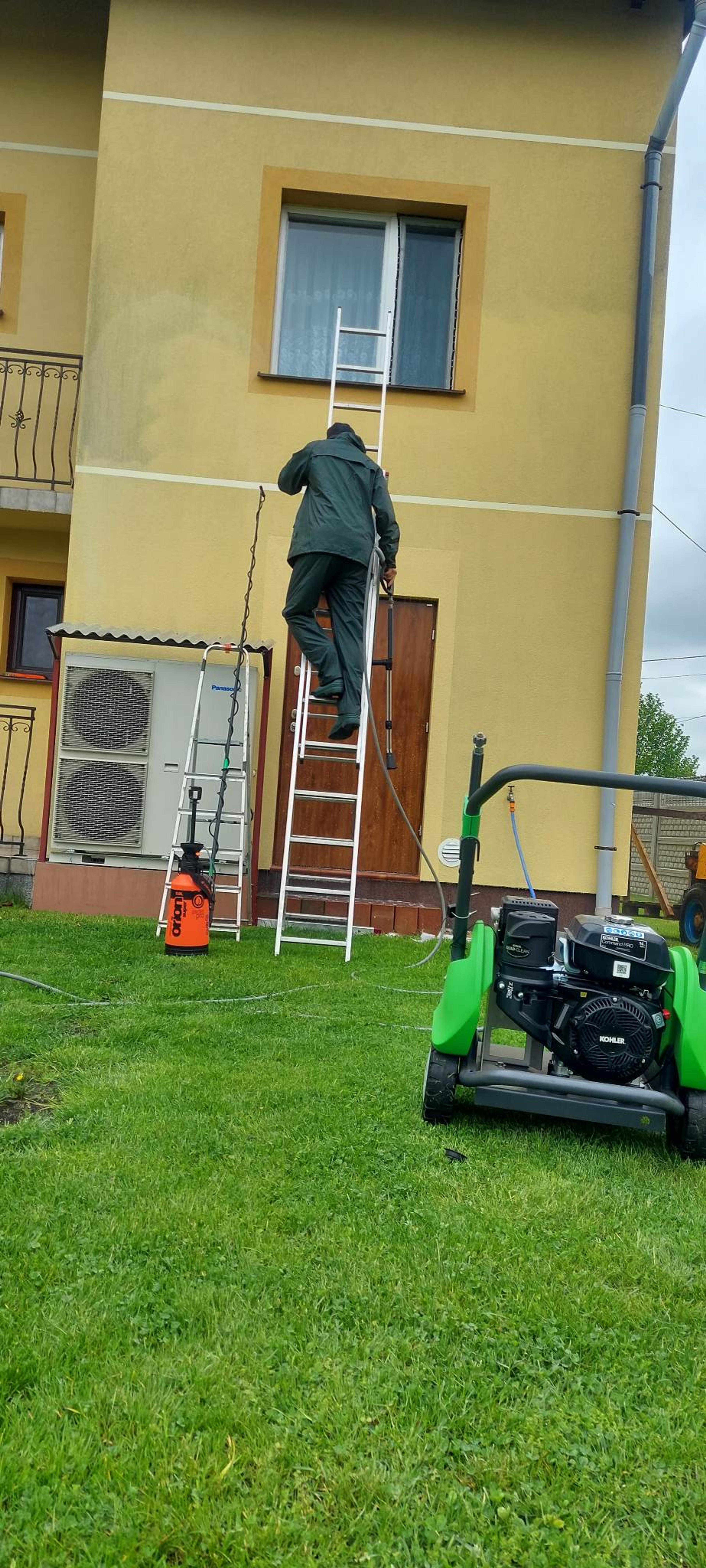 Cleaning Complex