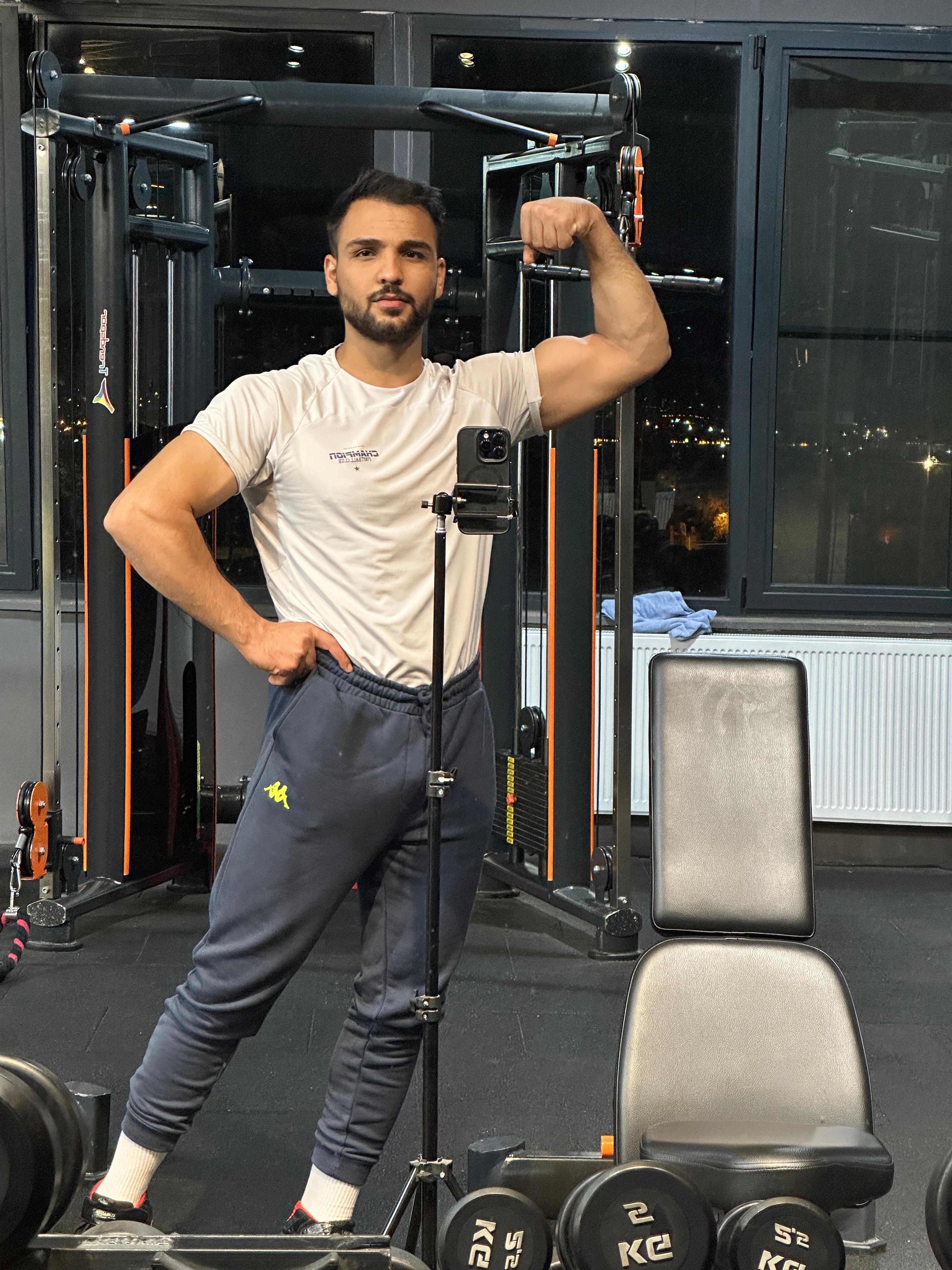 Şahin Oruççiftçi