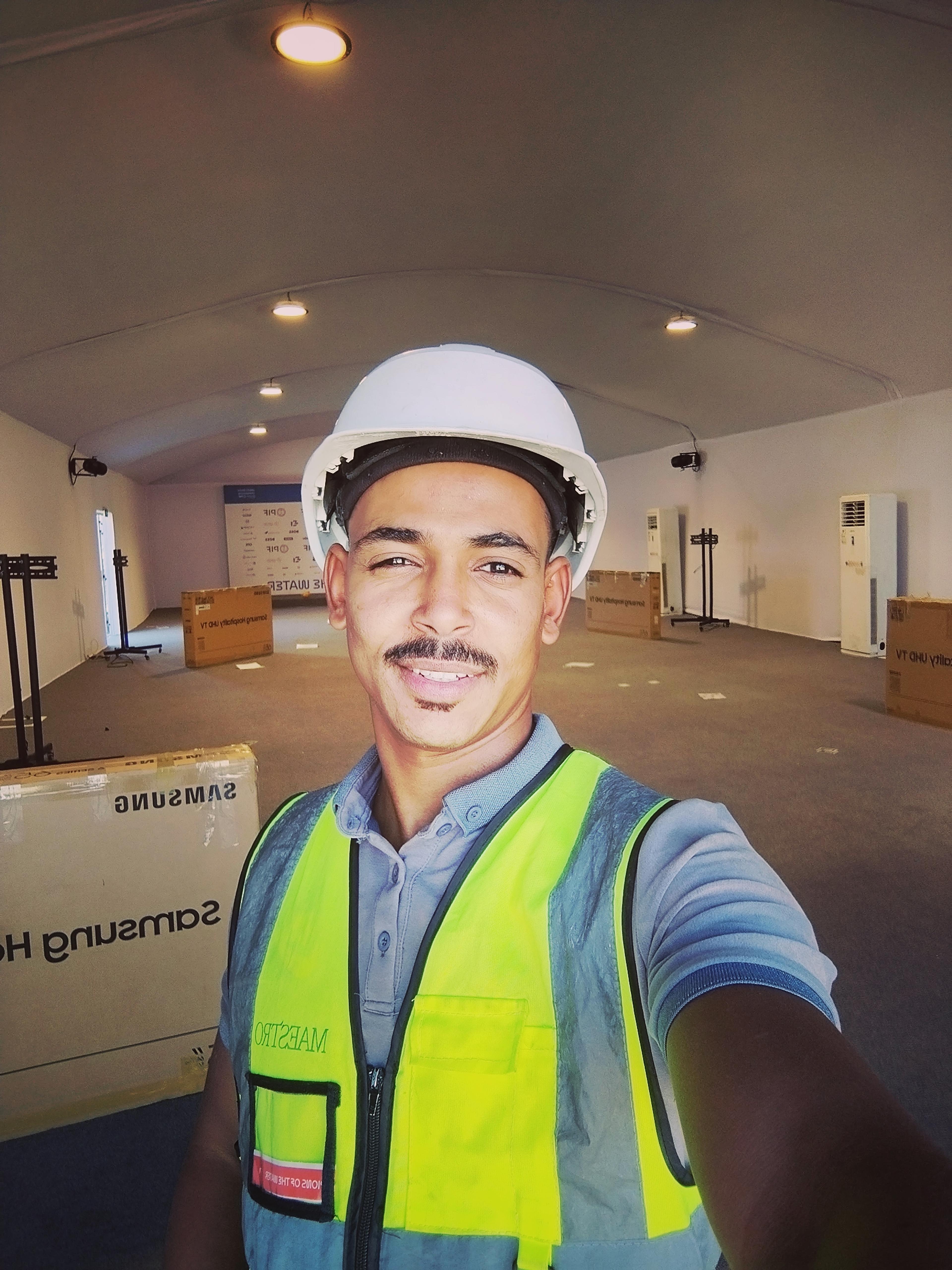 العشري للمقاولات العامة