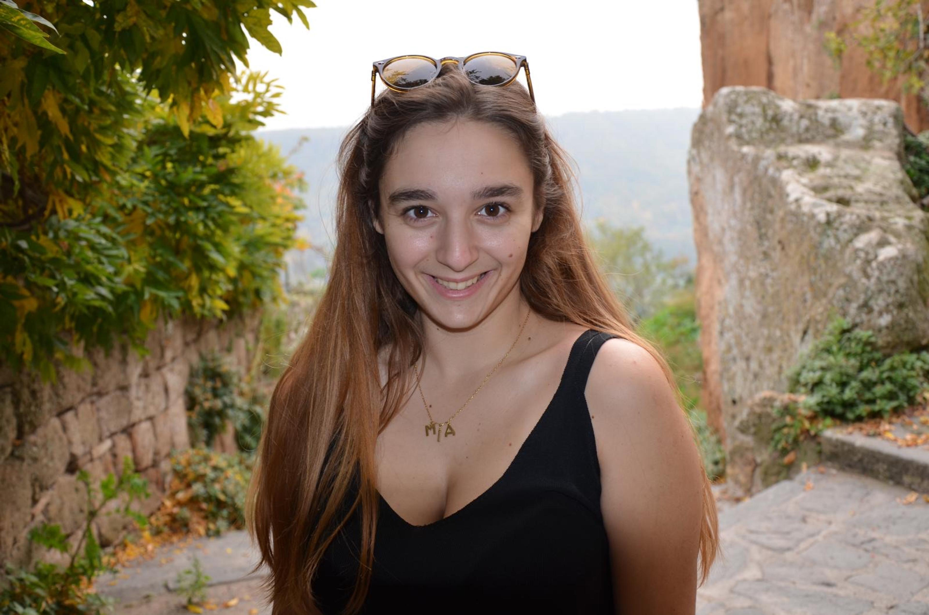 Mary LaVia