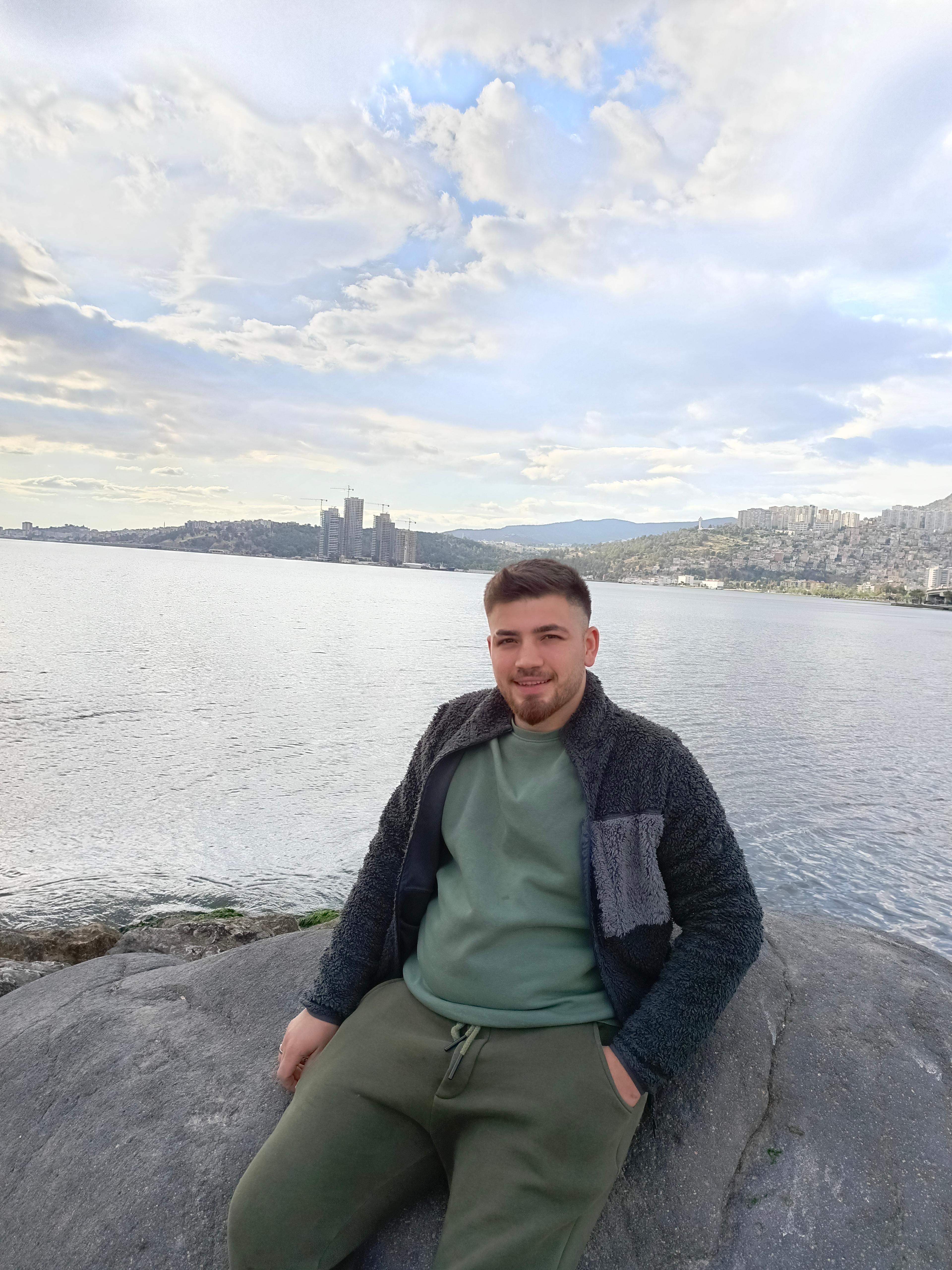 Uğur Tutak