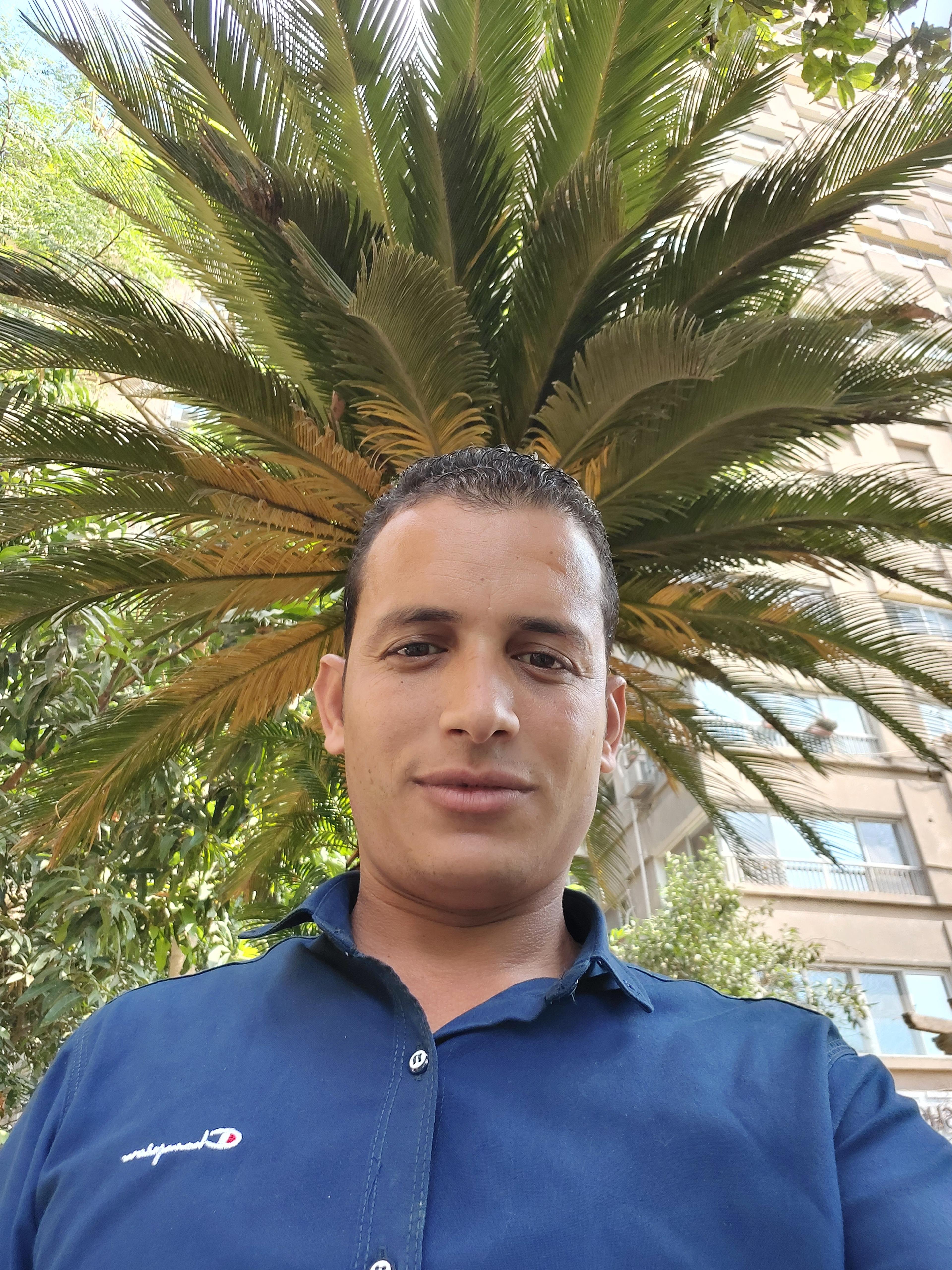 عبداللطيف منصور الخلايفه