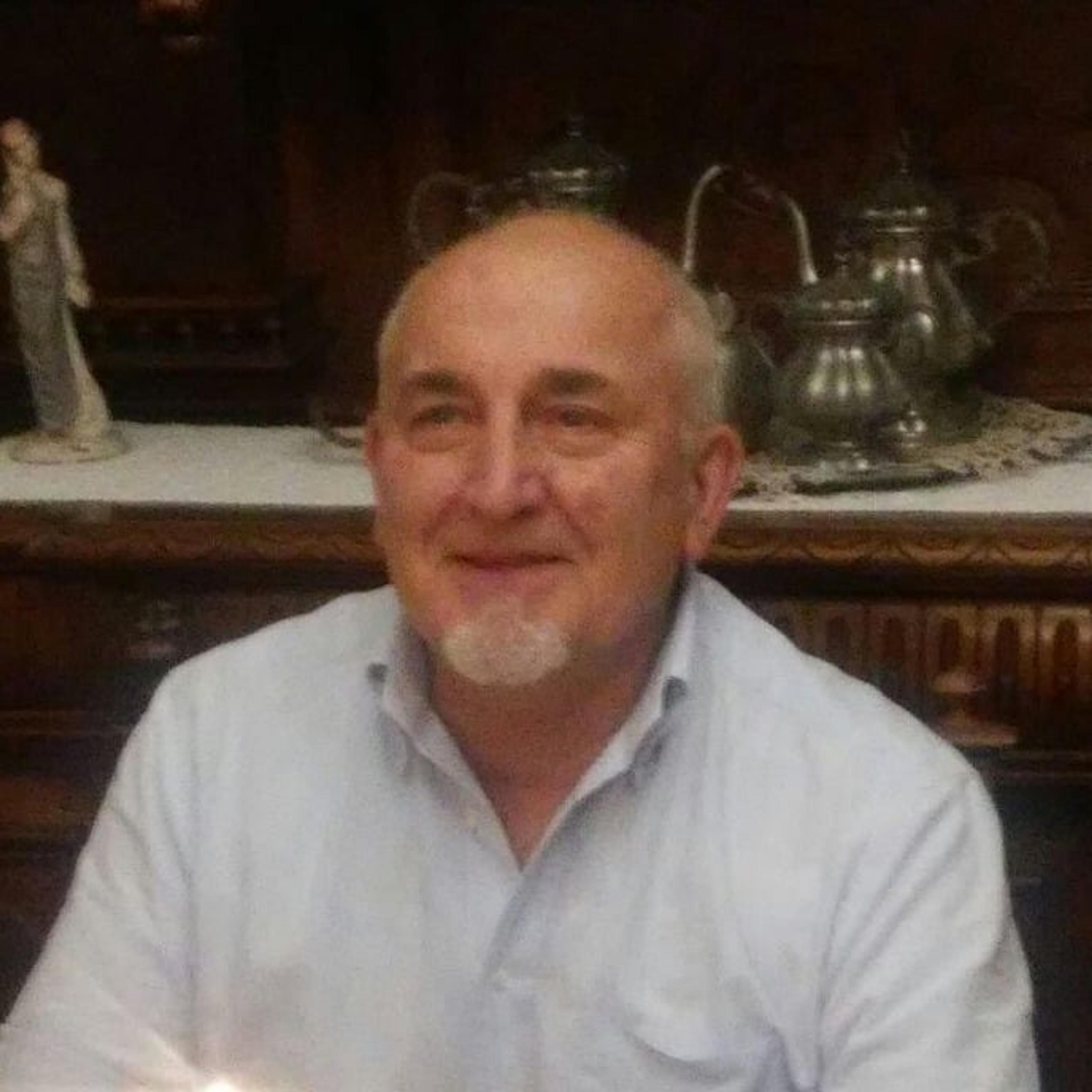 Antoniodelmastro Manutenzione Ristrutturazione Ascensori -Montacarichi