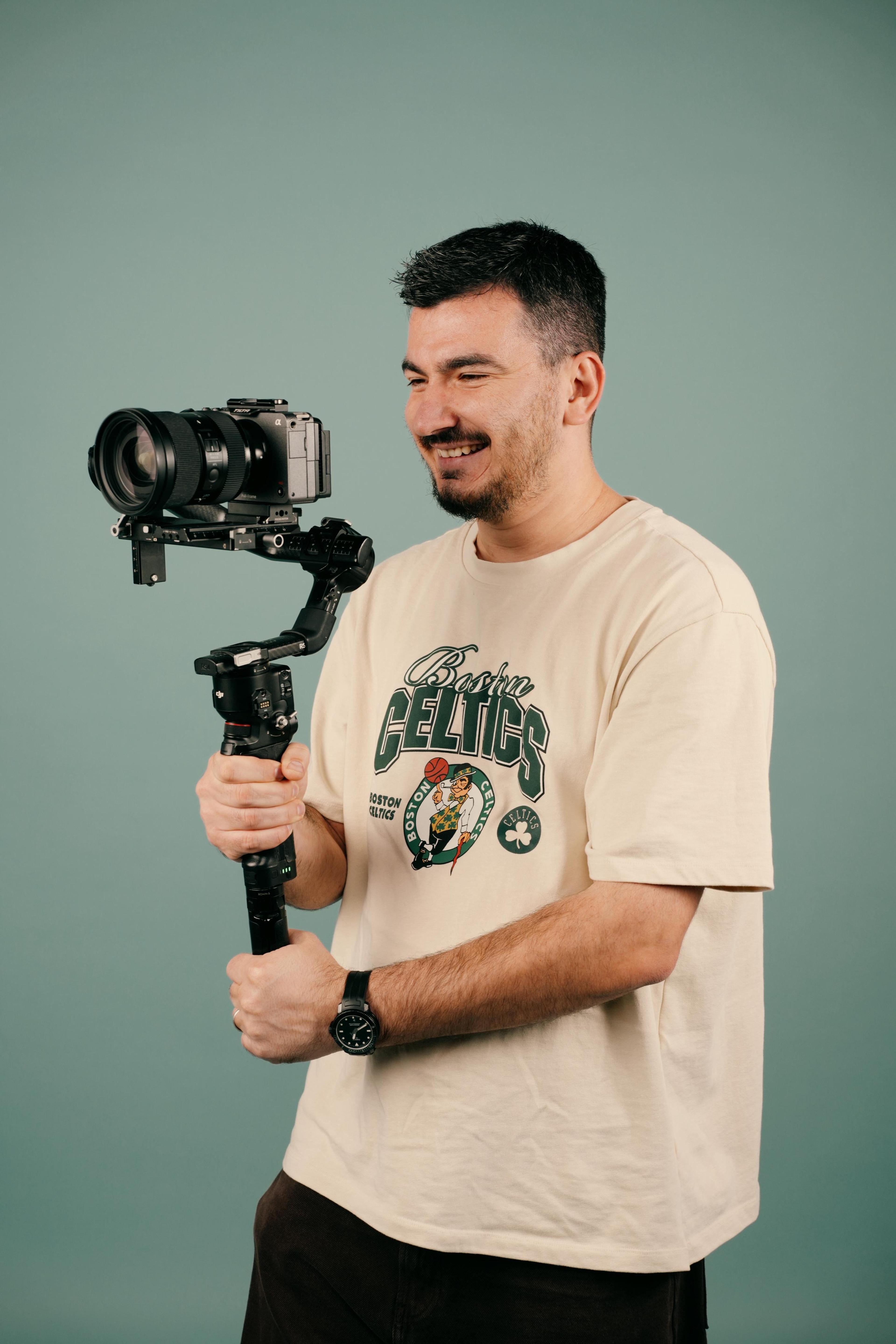 Leo Canaj