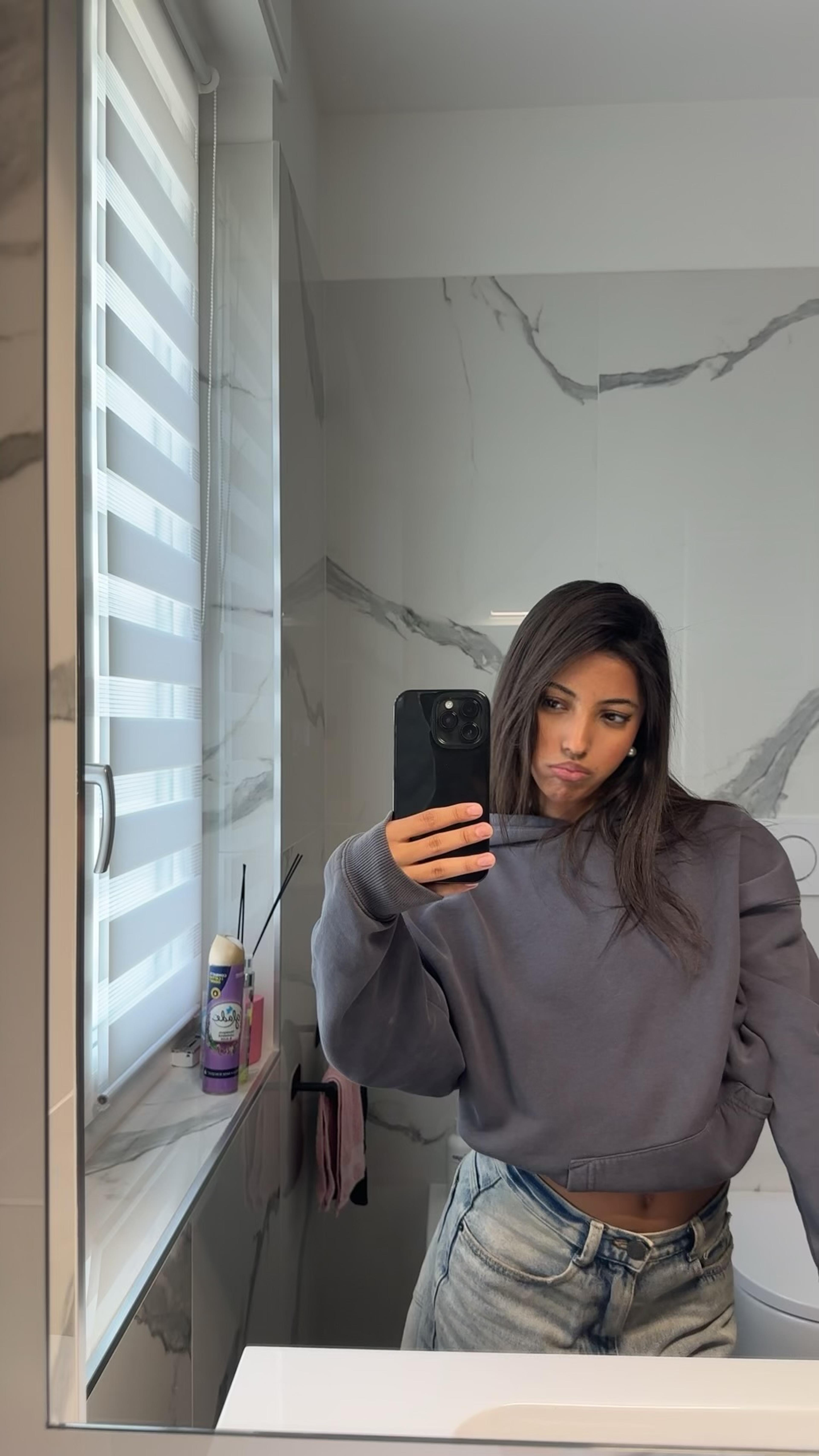 Aya Zouine