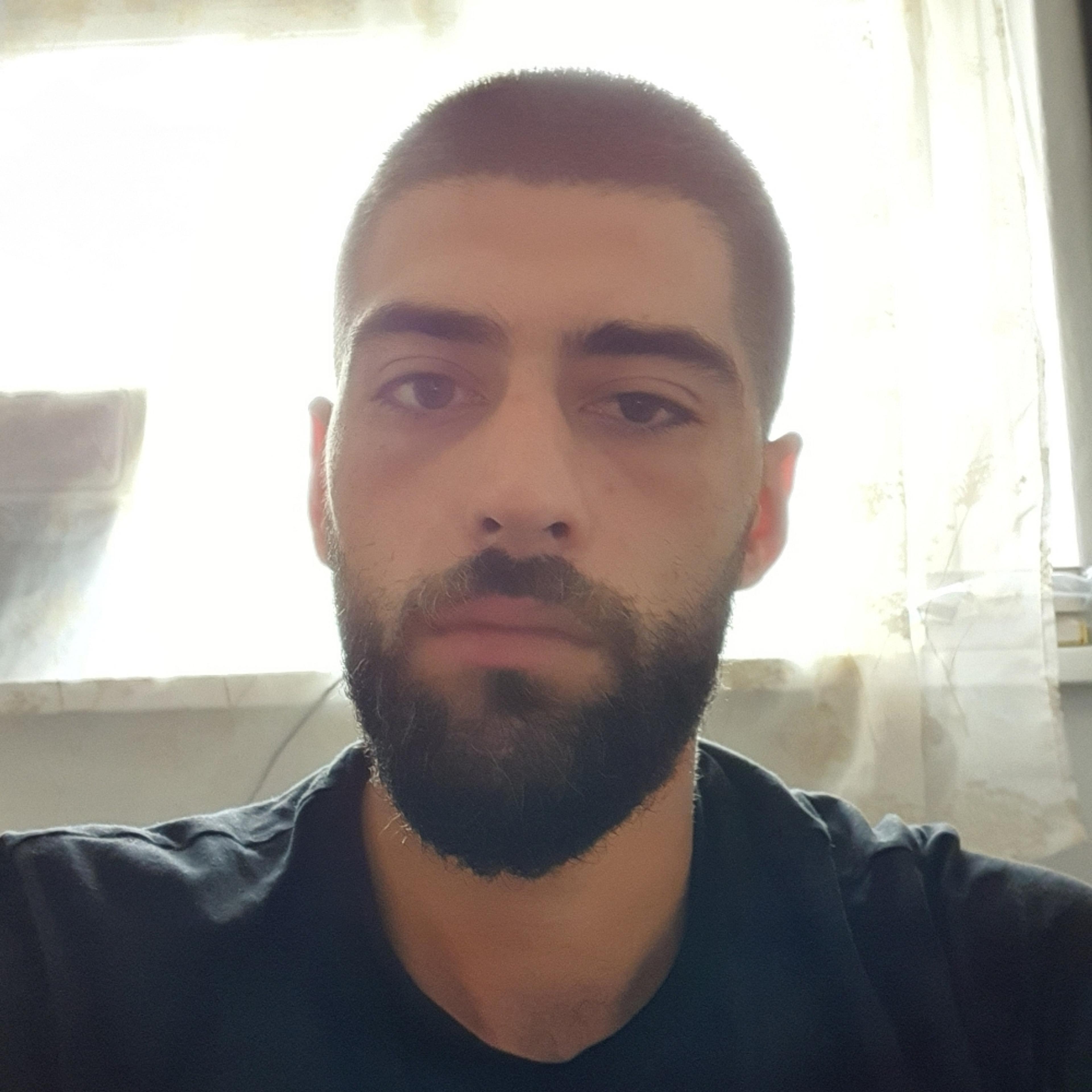 Taha Arar