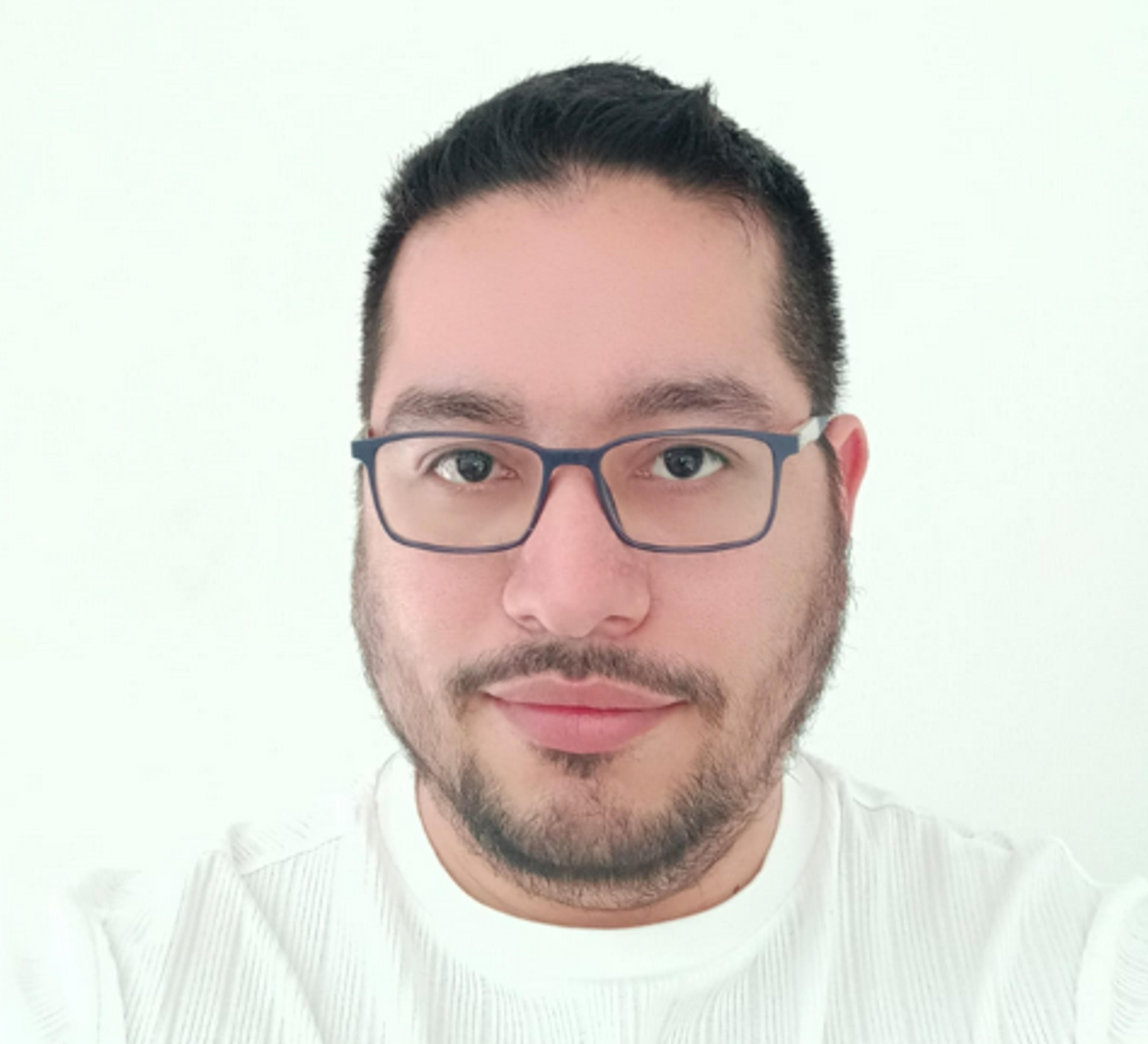 RYAN RODRÍGUEZ