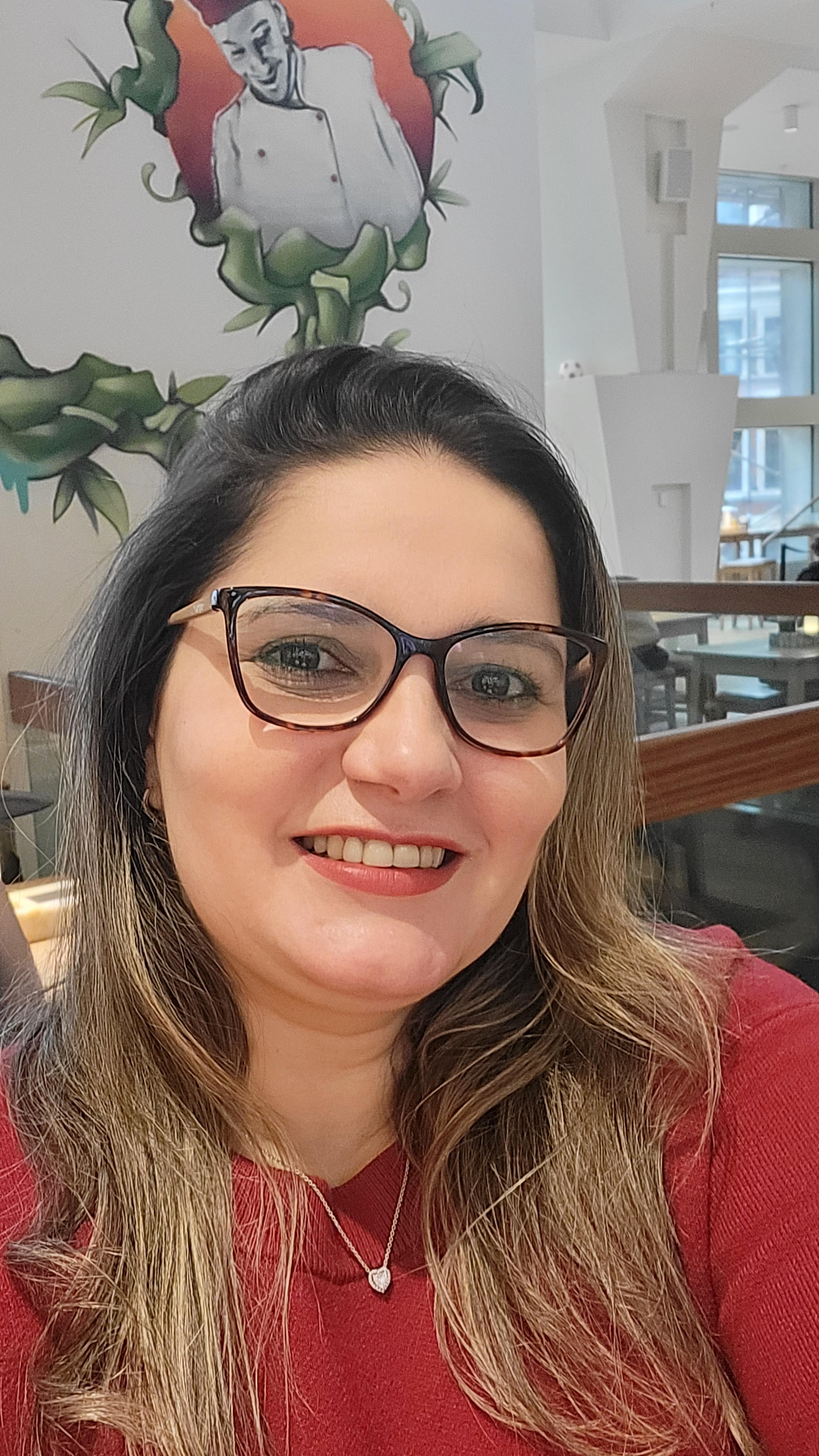 Elisangela Diniz