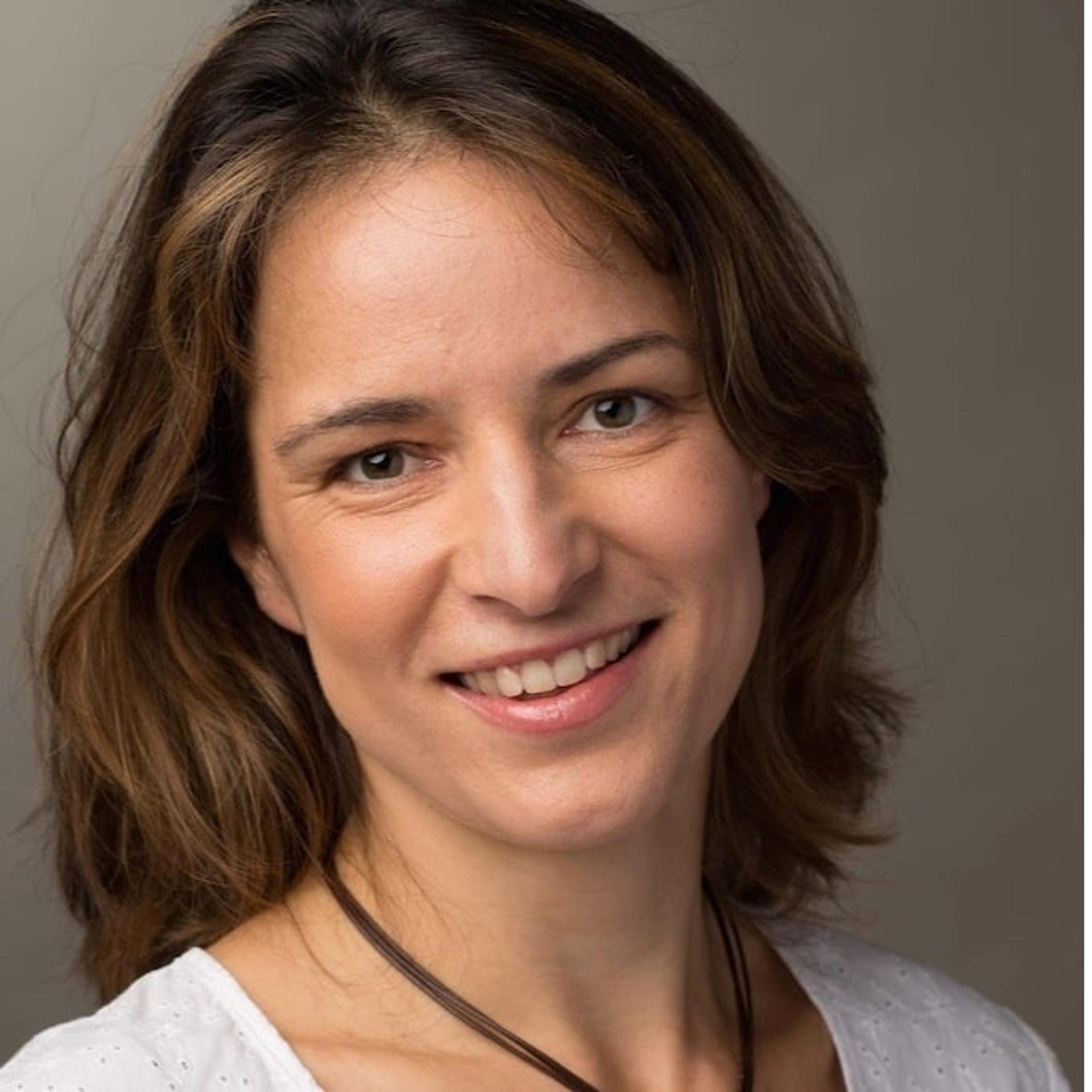 Karin Kalandra
