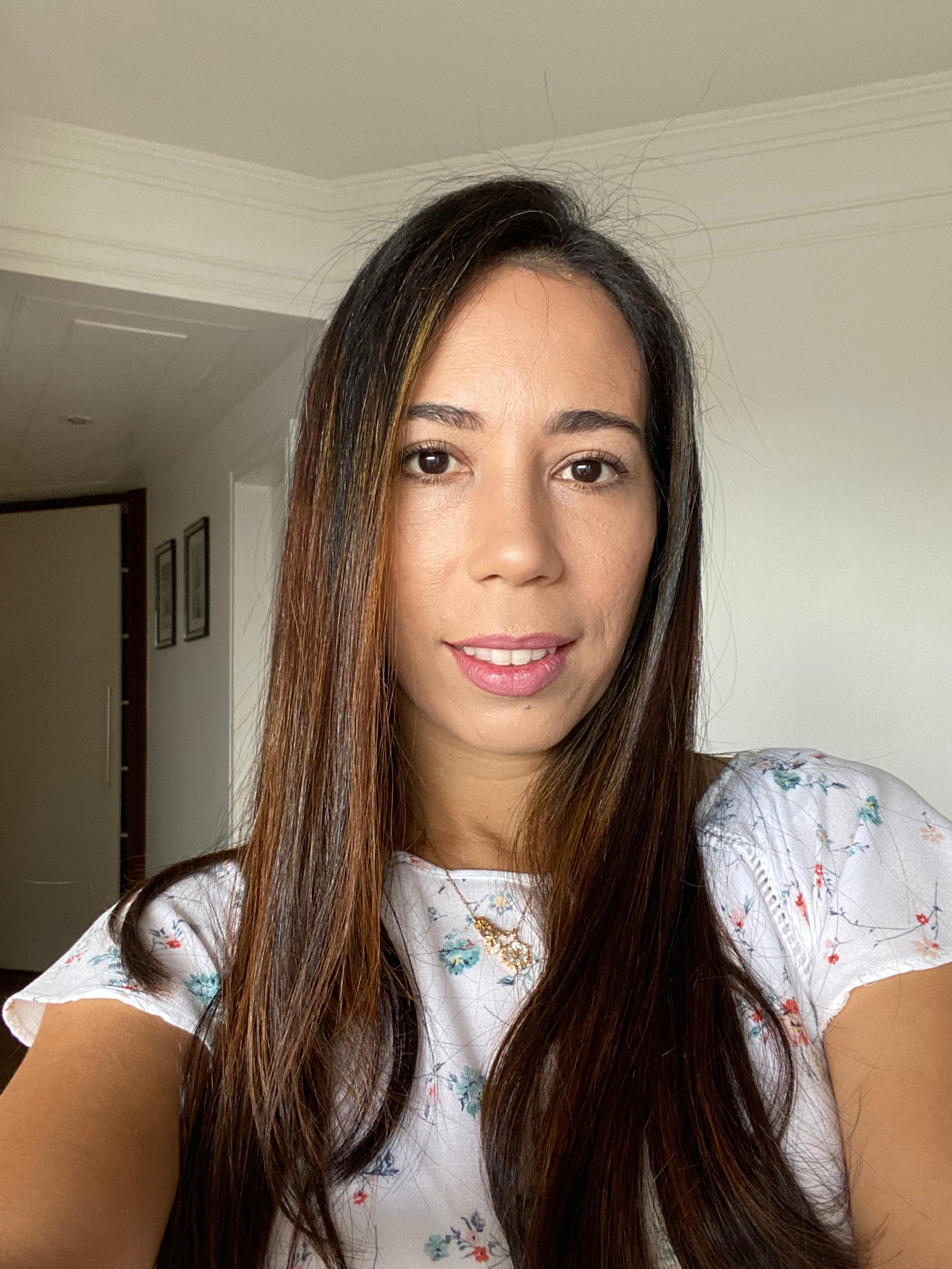 Daniellen Bastos