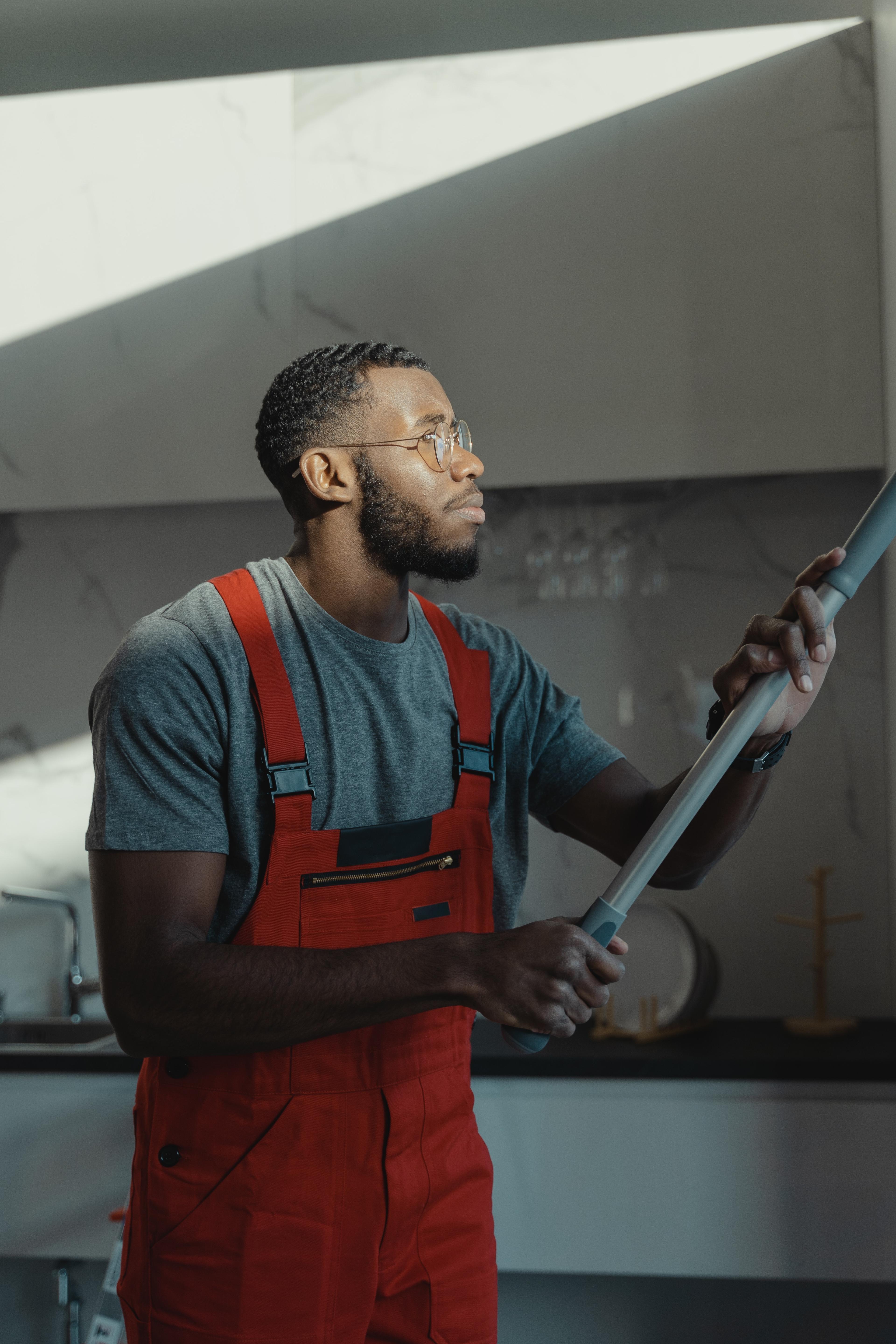 Leul Cleaning