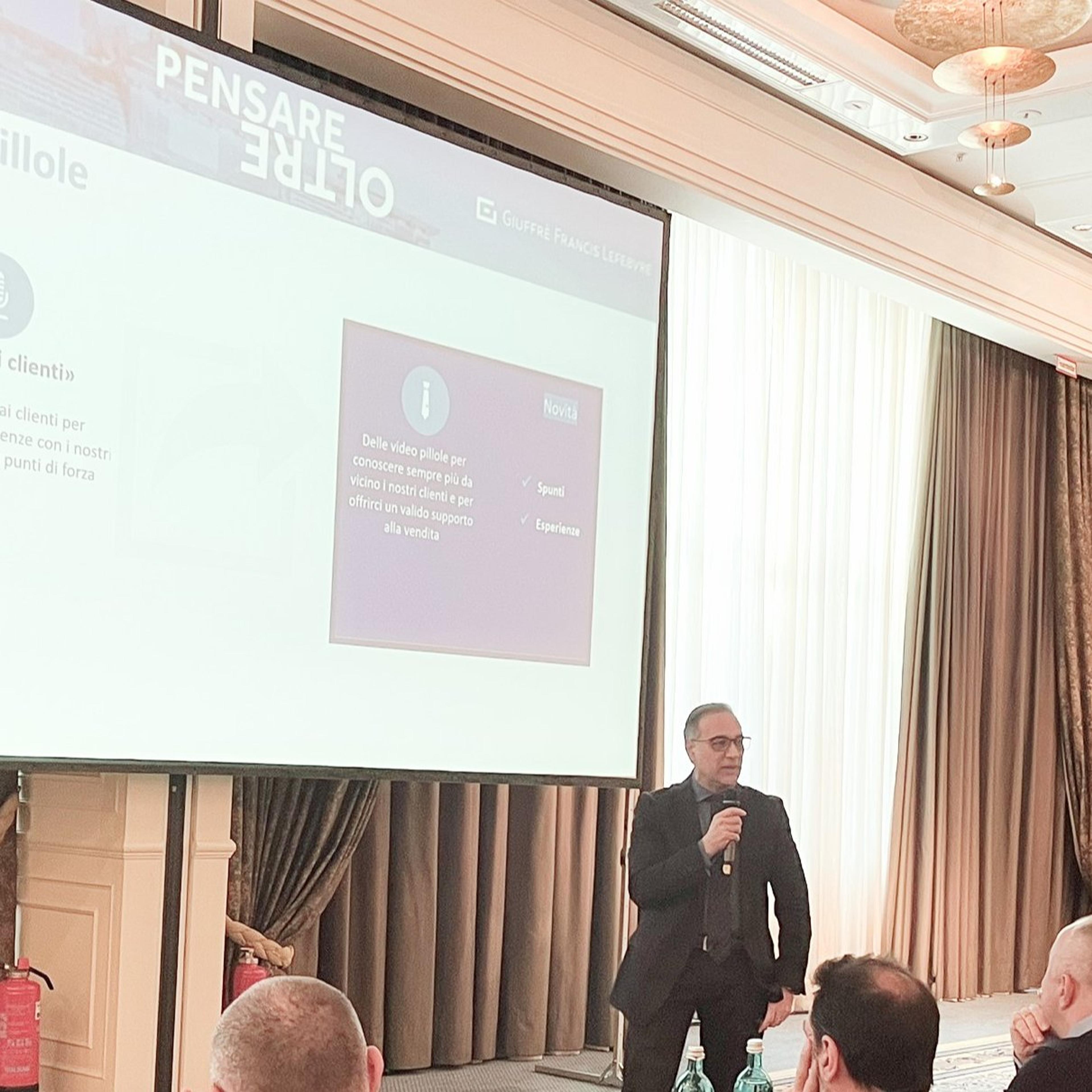DR Academy Davide Renzi Formazione su Tecniche Vendita e Chiusura Commerciale