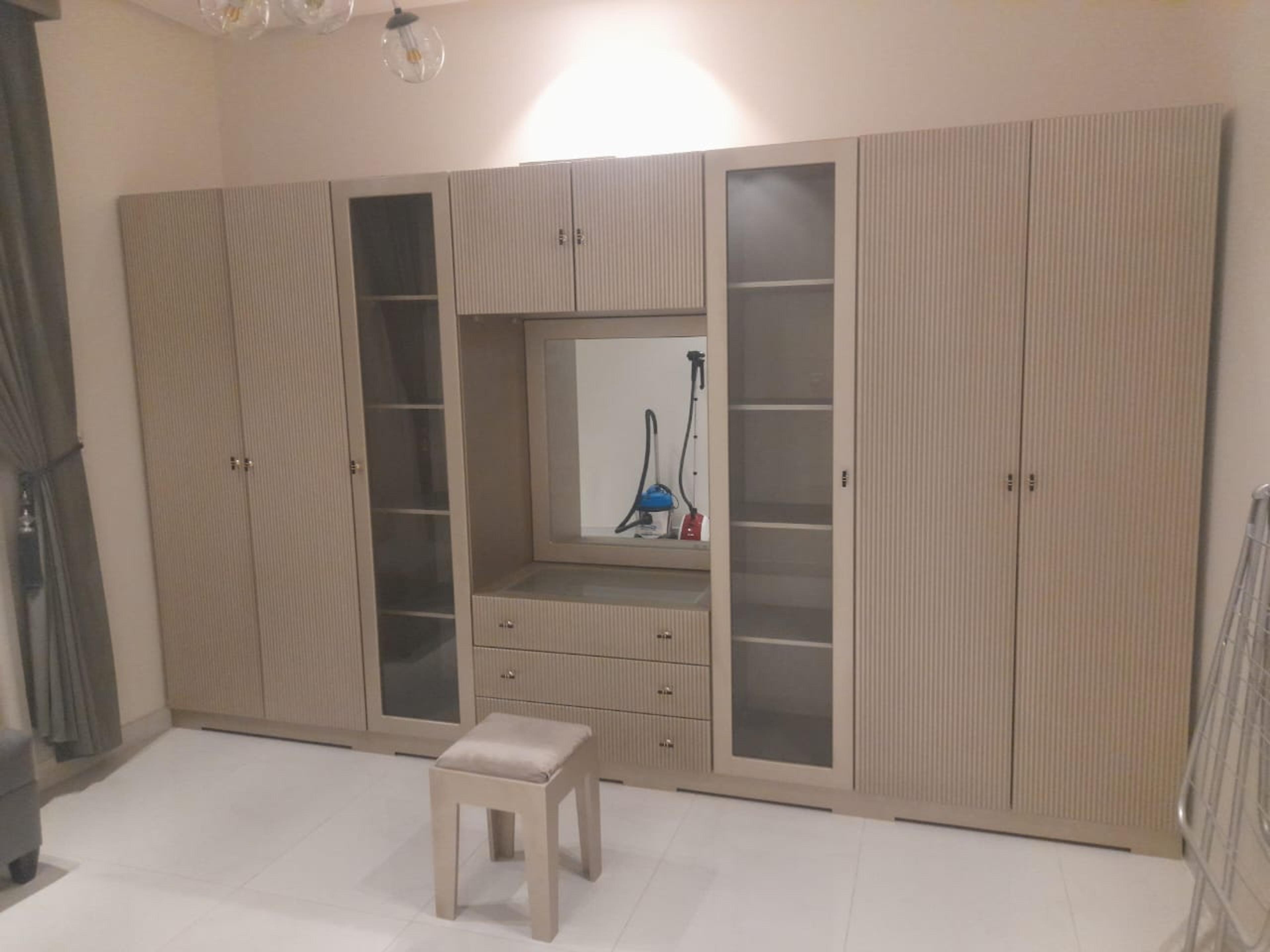 اليسر لنقل الاثاث