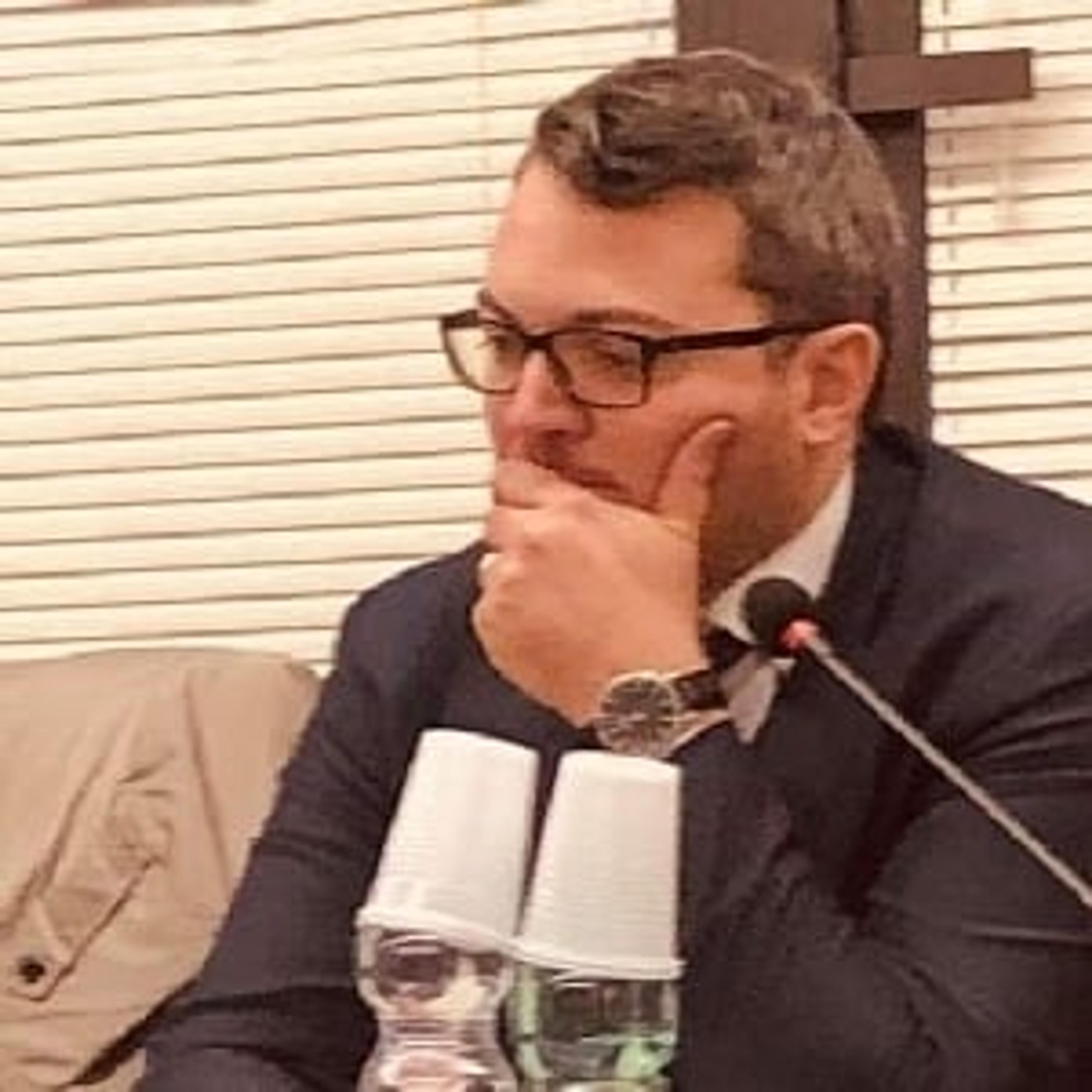 Avvocato Lucio della Pietra