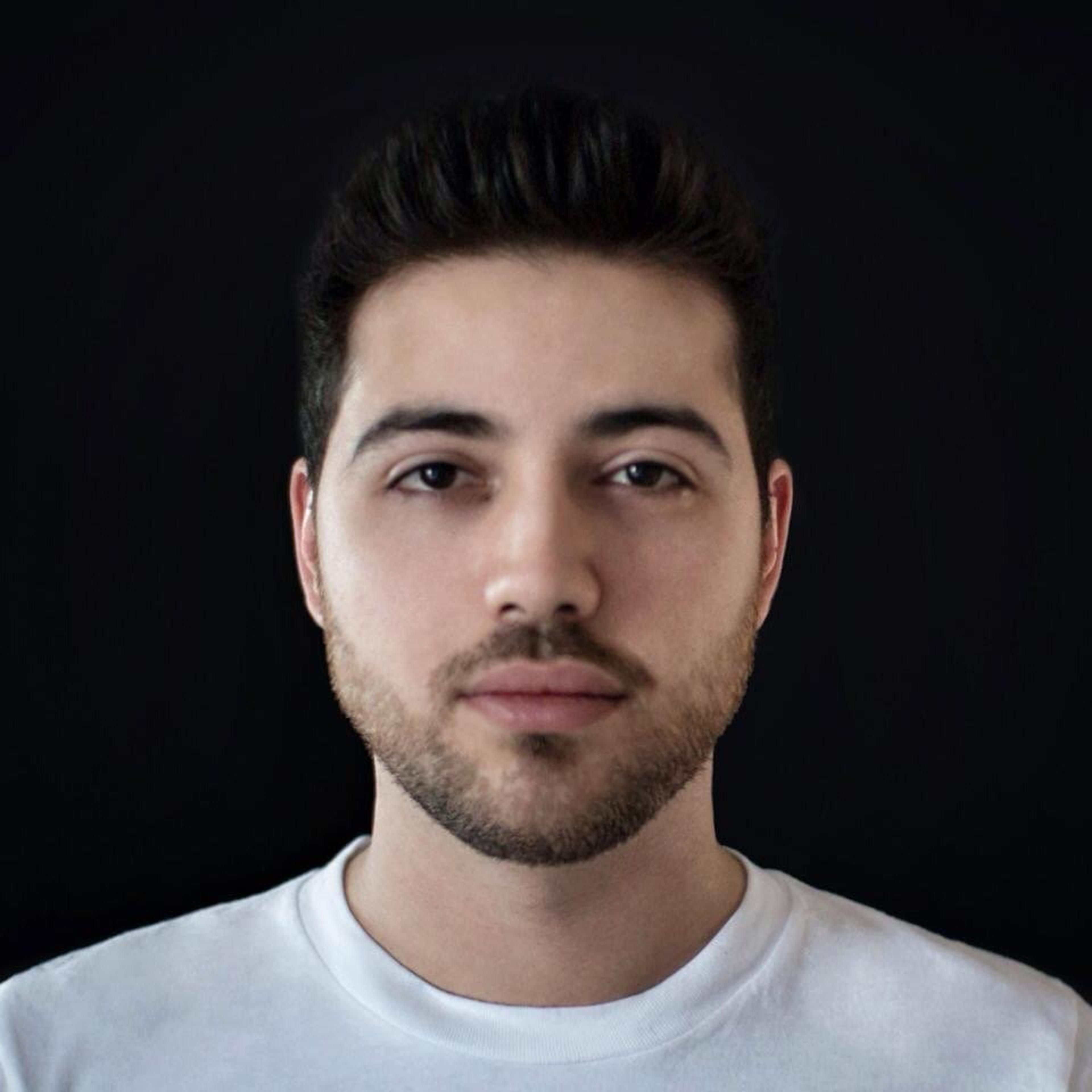 Tobia Latino