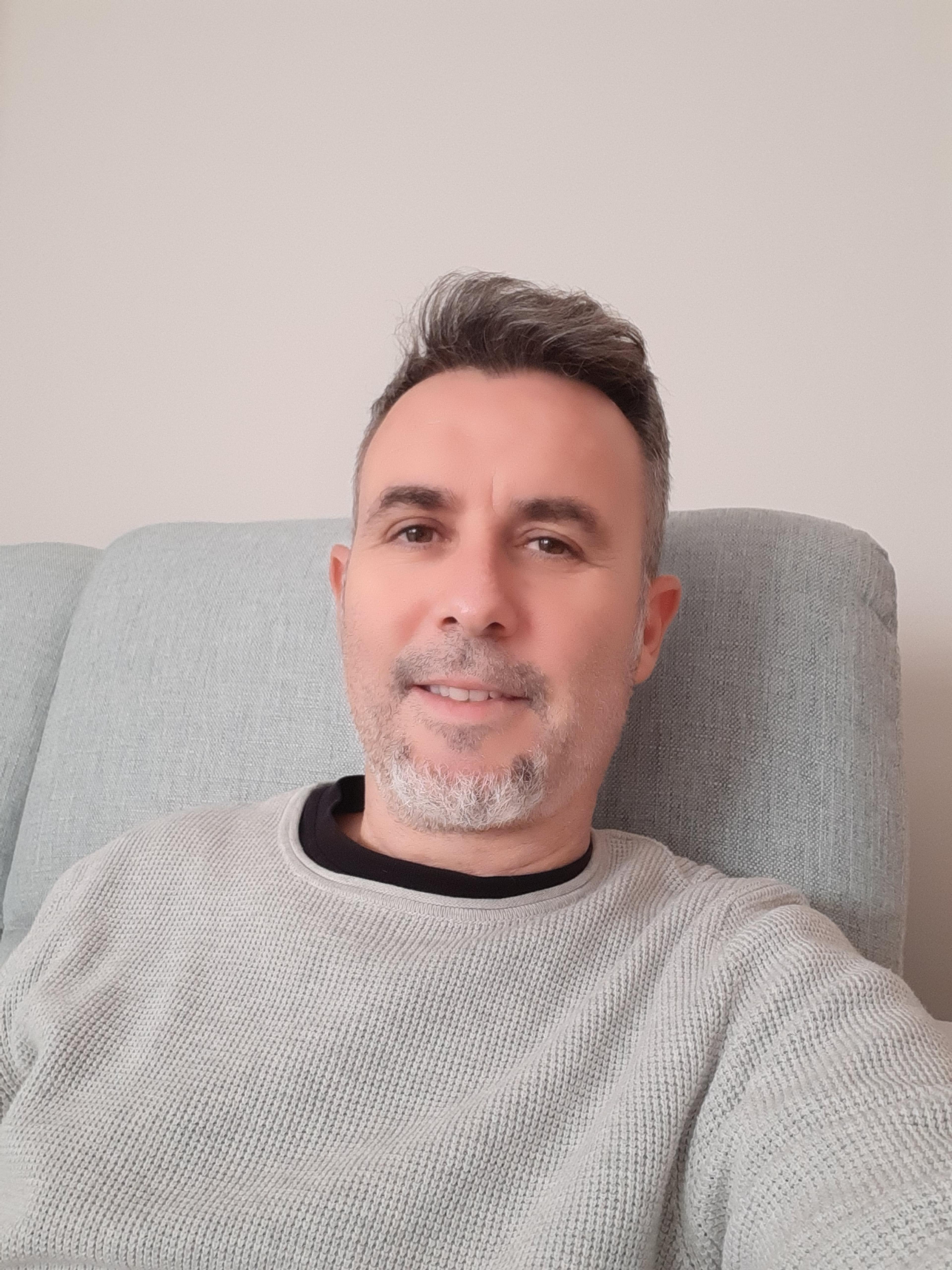 Andrés Morales Oliva