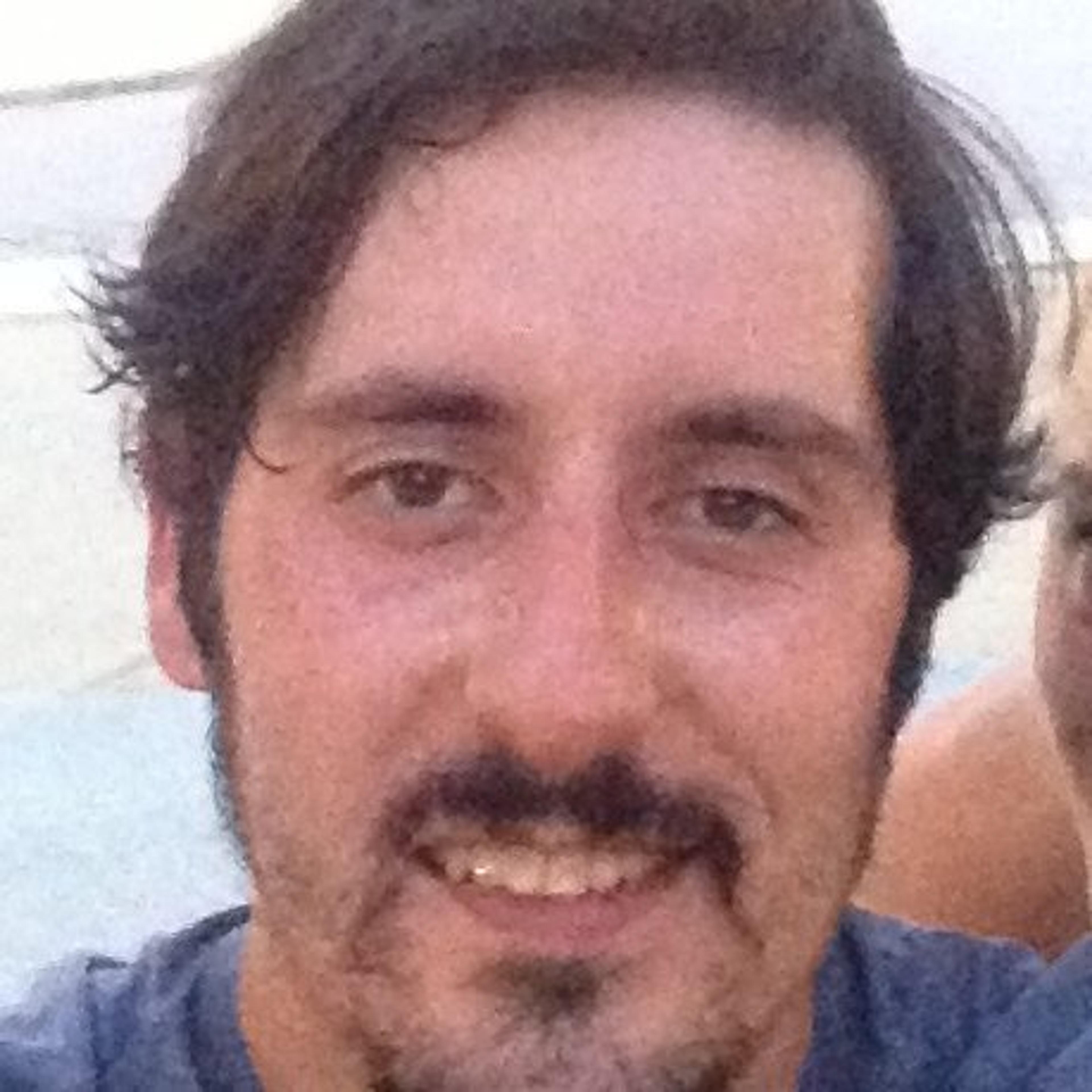 Carlos A Fernandez