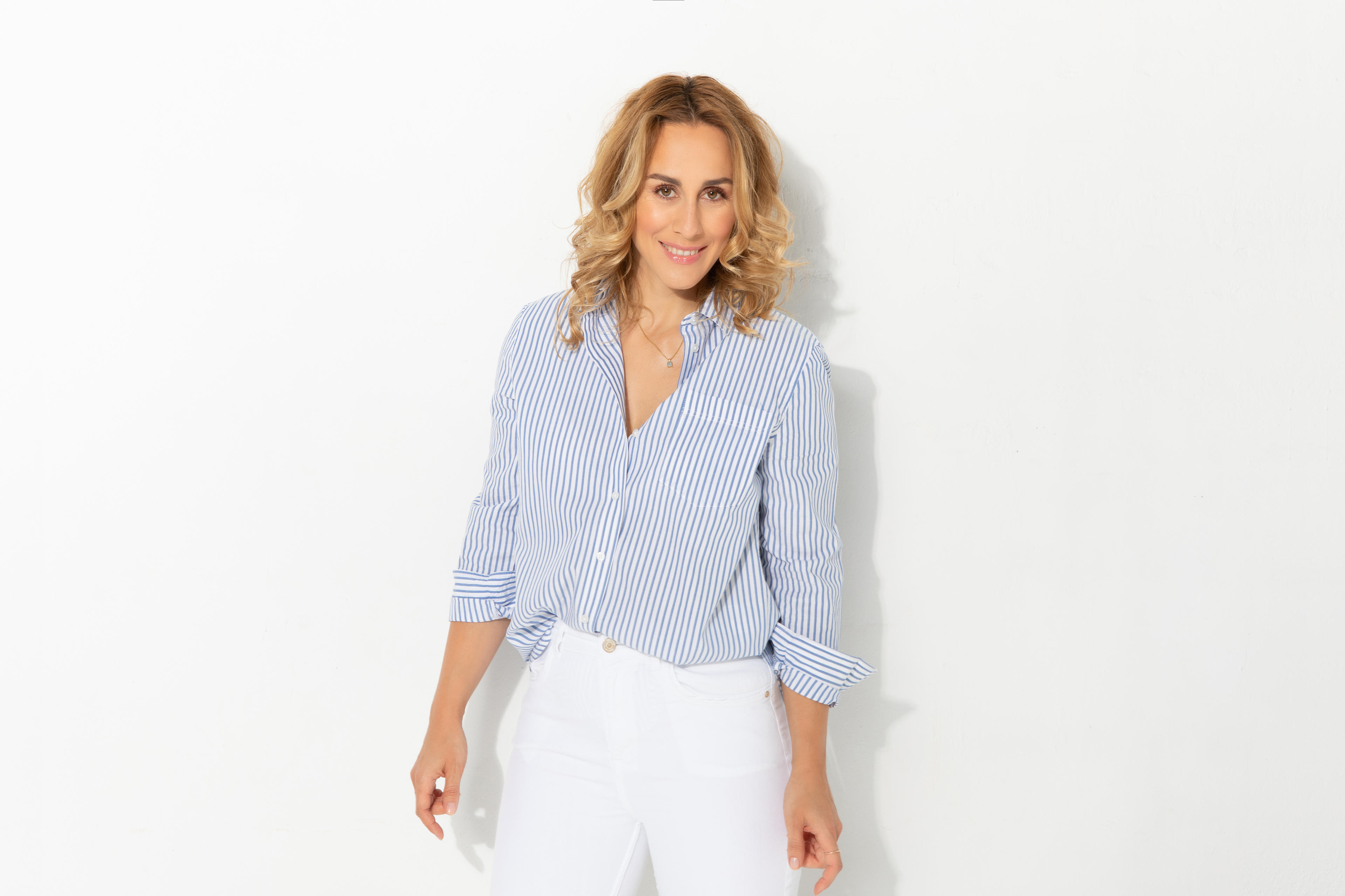 LAURA DE BENITO