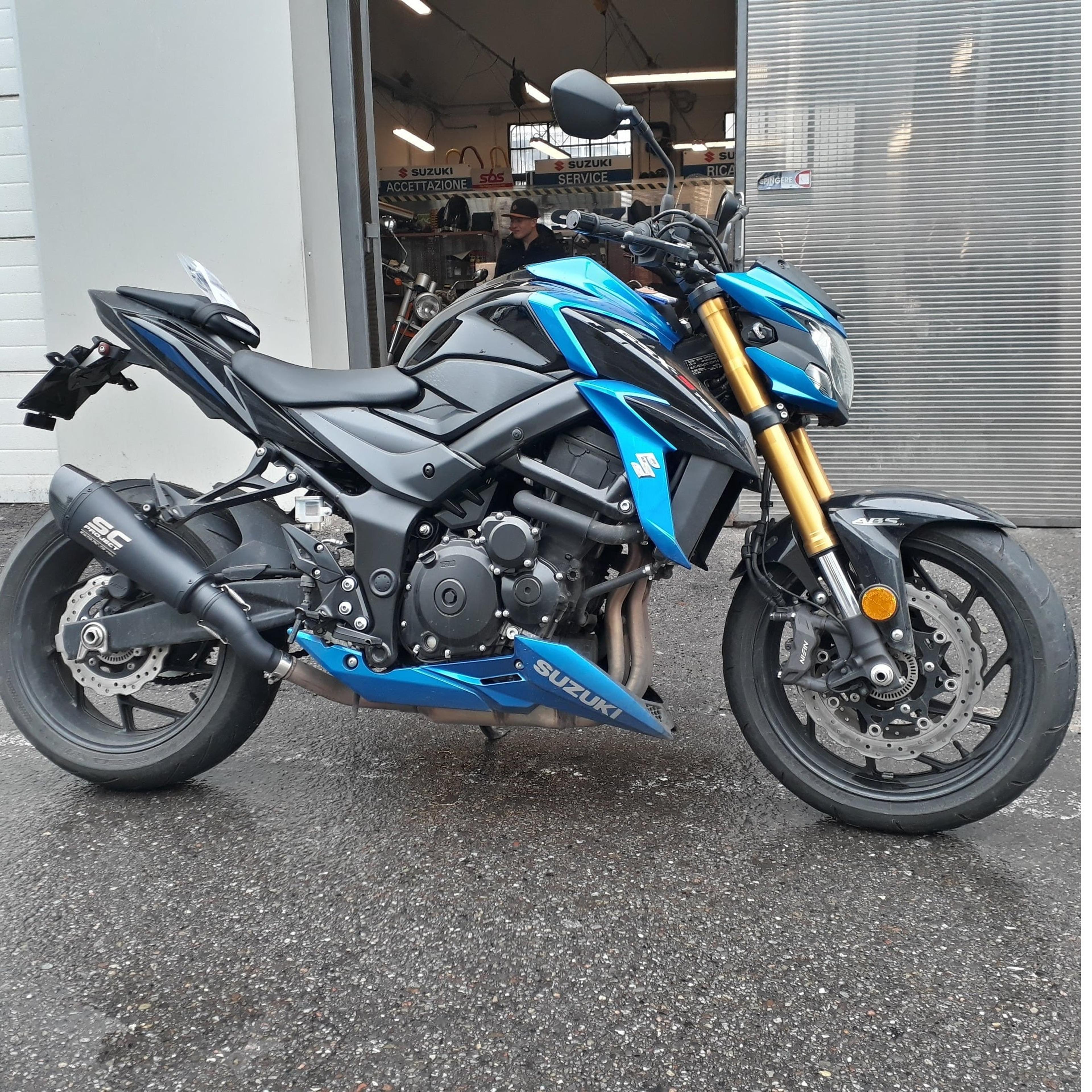 X-Moto snc di Ferri G. & Kowalik S.