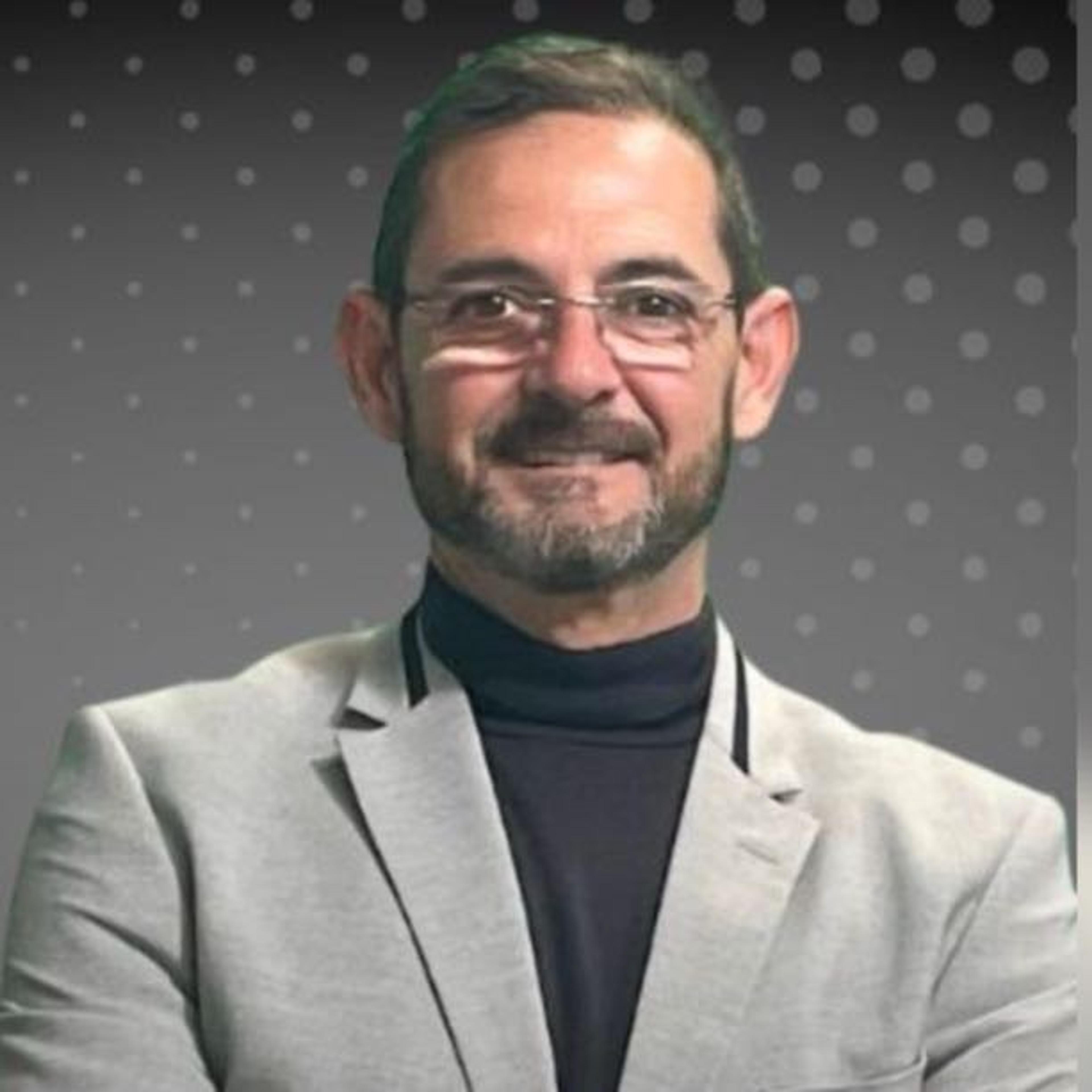 ALEJANDRO CASTELLS