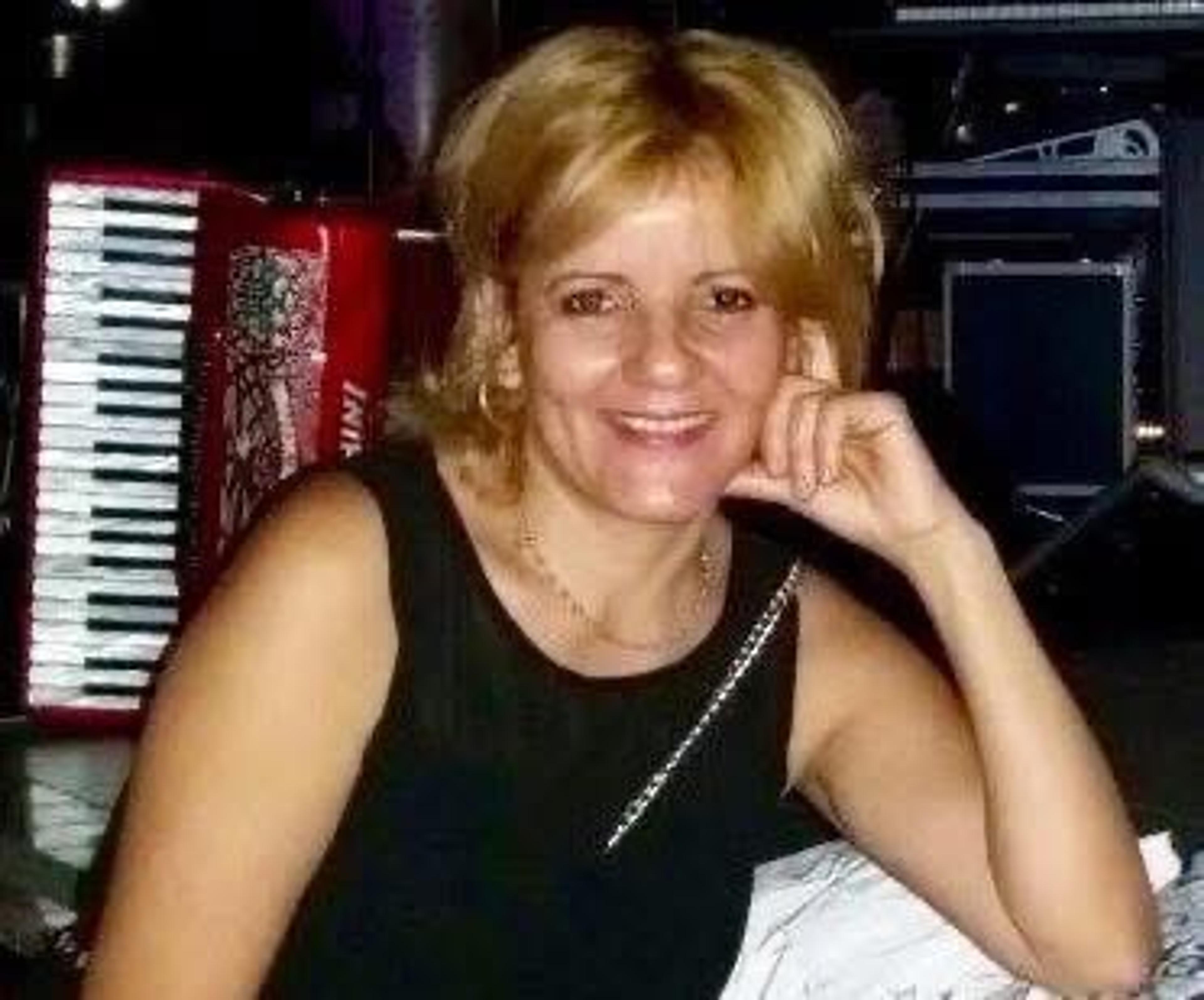 Irenice De Almeida