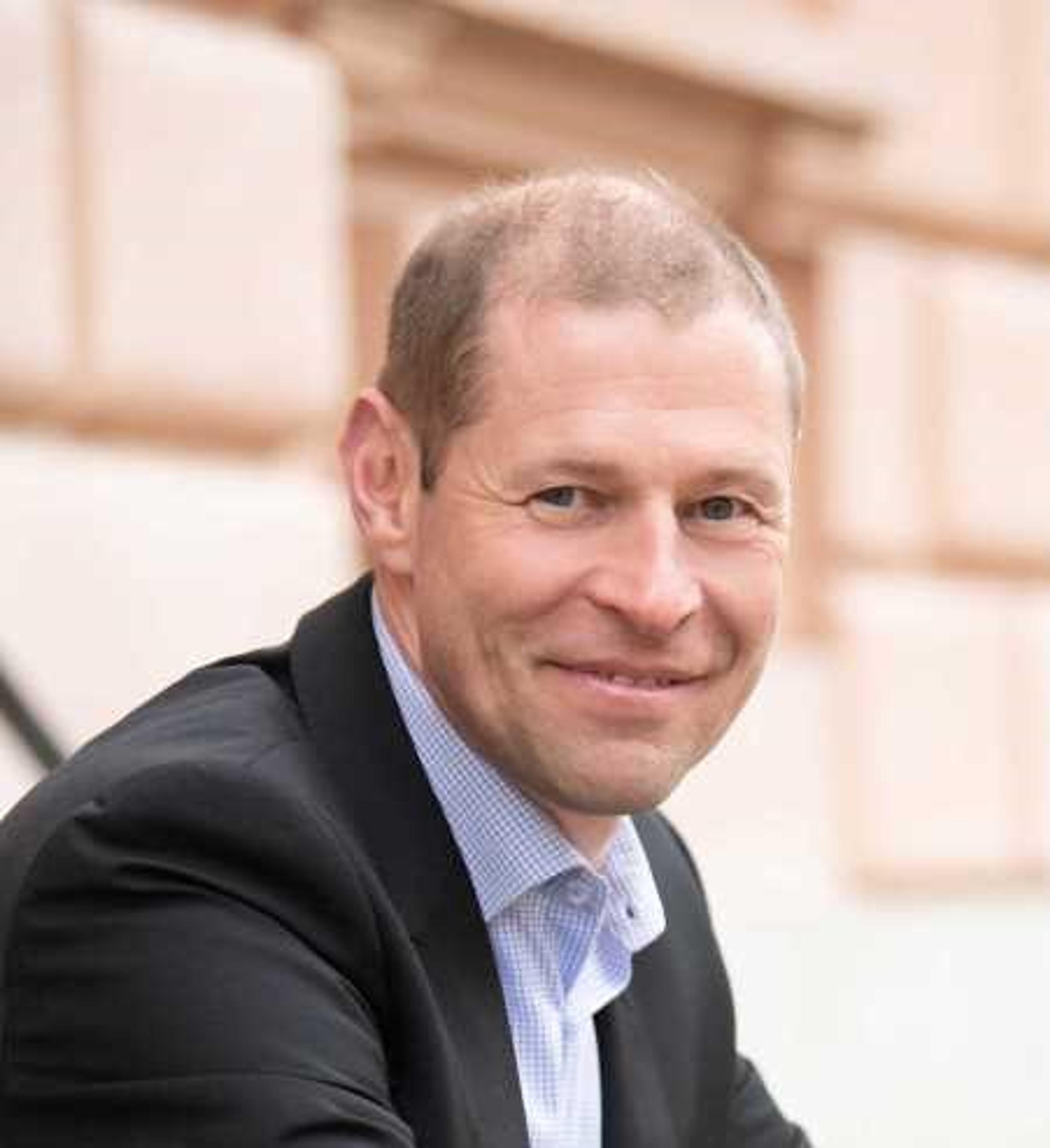 Oliver Thiel