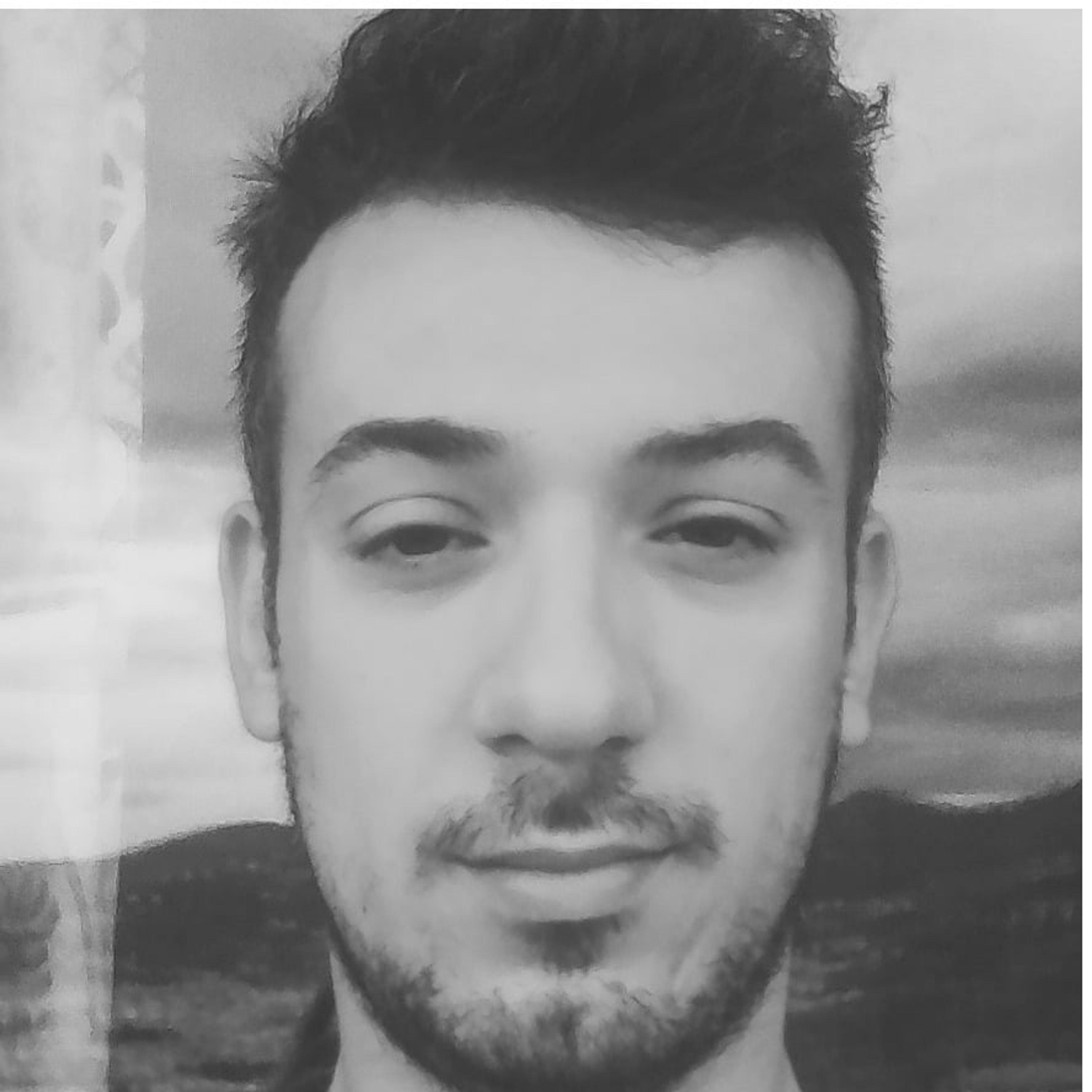 Alessandro Leone